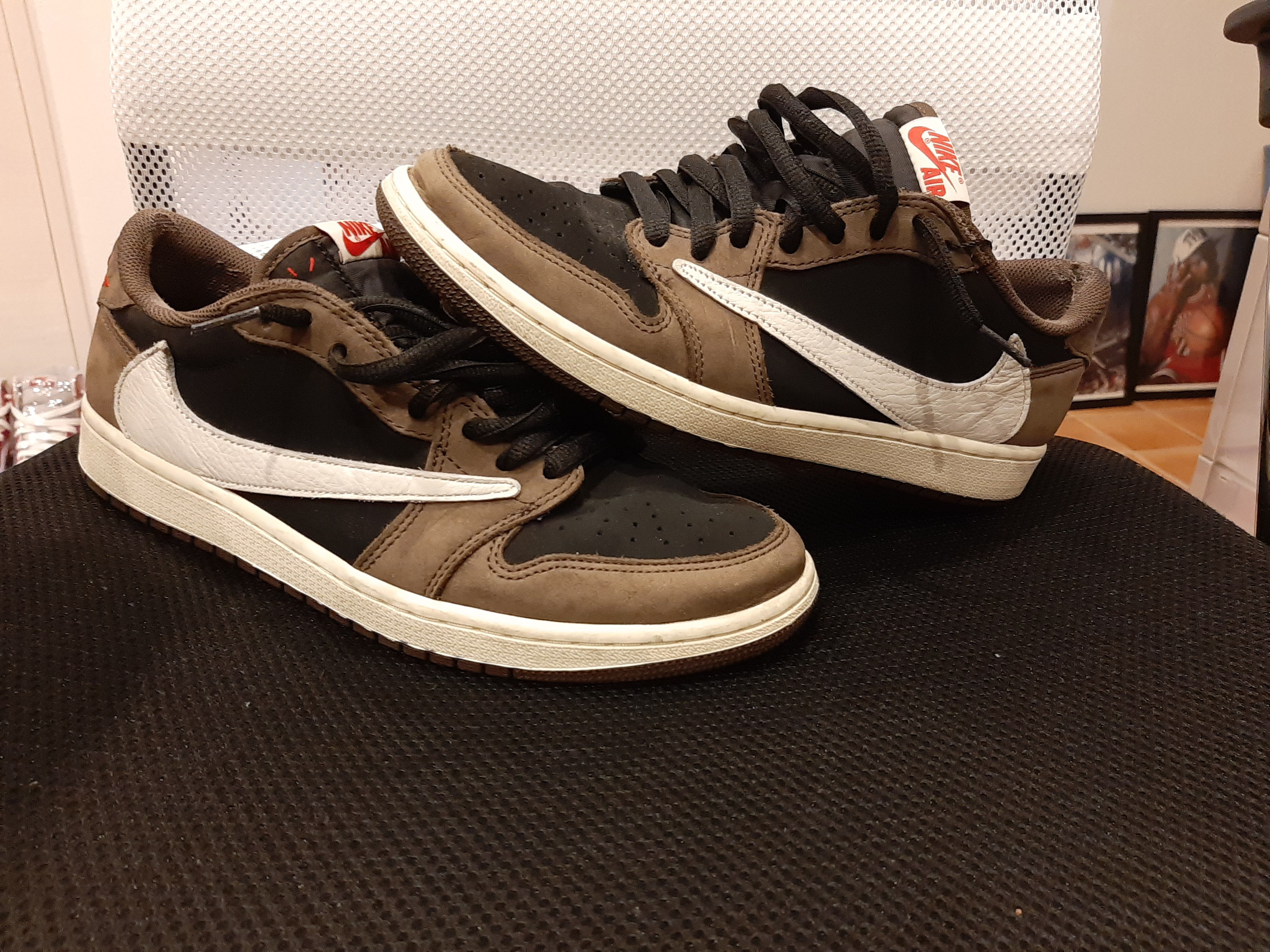 Travis Scott × Nike Air Jordan 1 Low OG SP-T "Black/Dark Mocha"