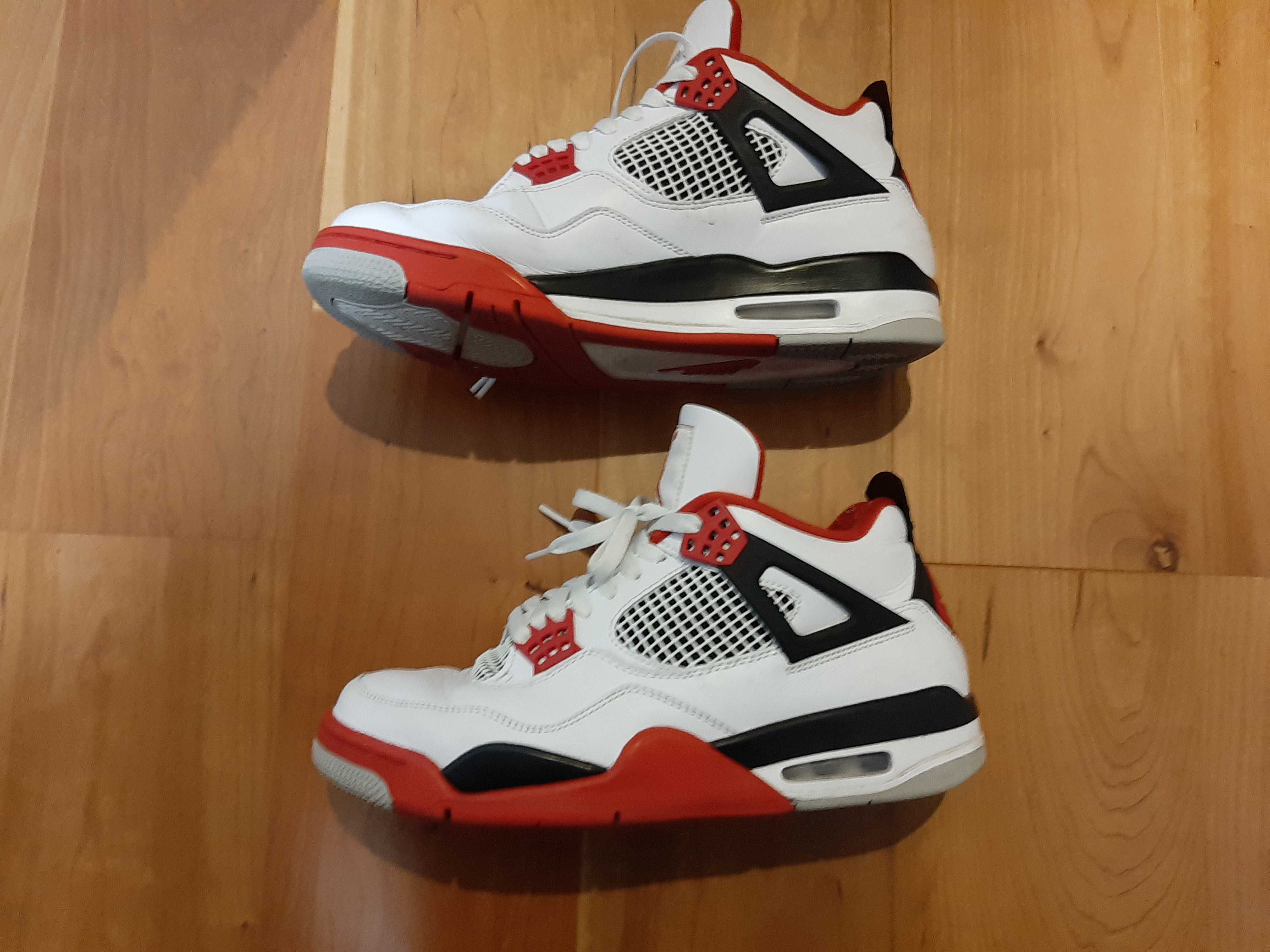 Nike Air Jordan 4 Retro OG "Fire Red" (2020)