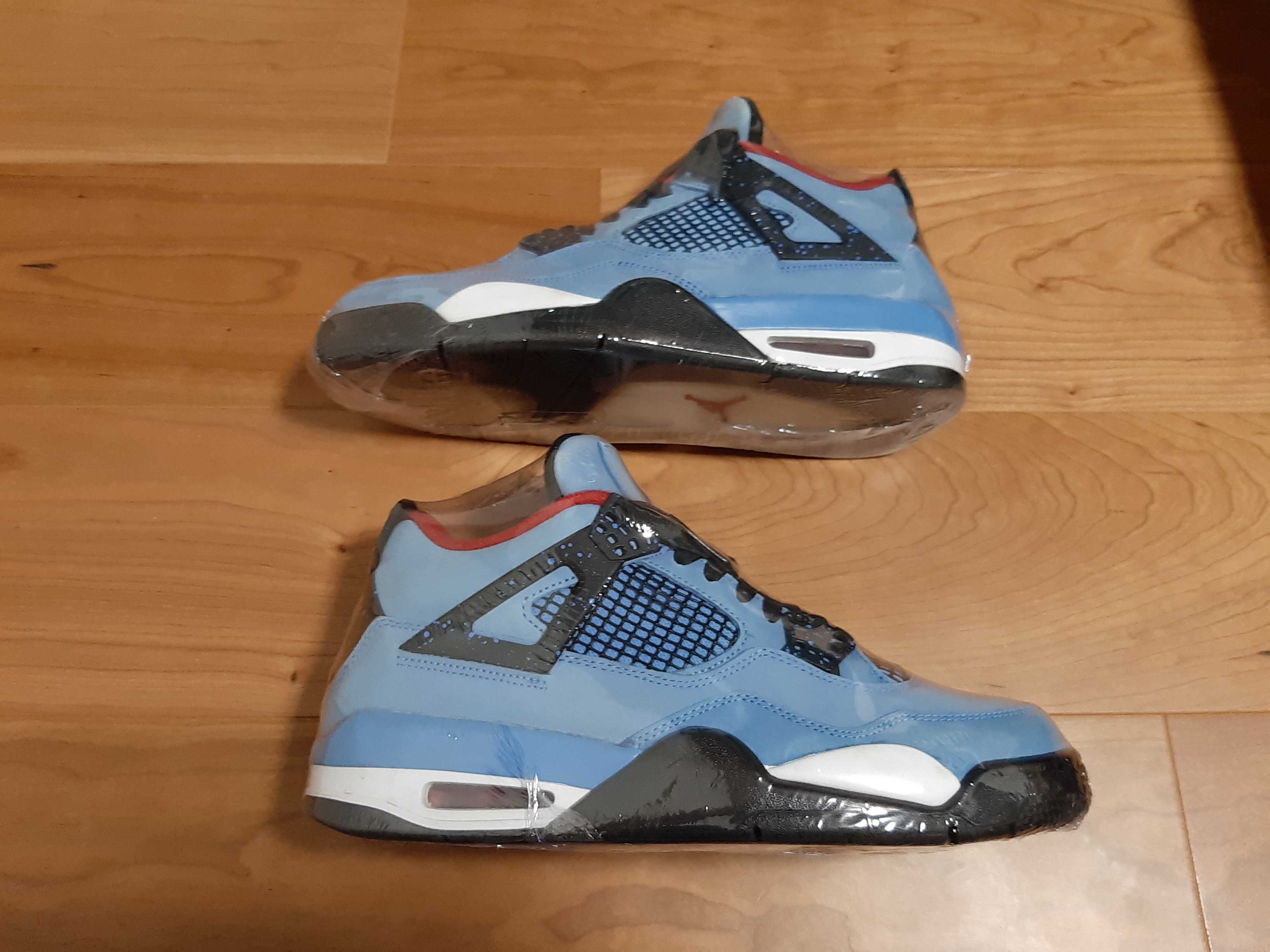Travis Scott × Nike Air Jordan 4 Retro Cactus Jack "University Blue"