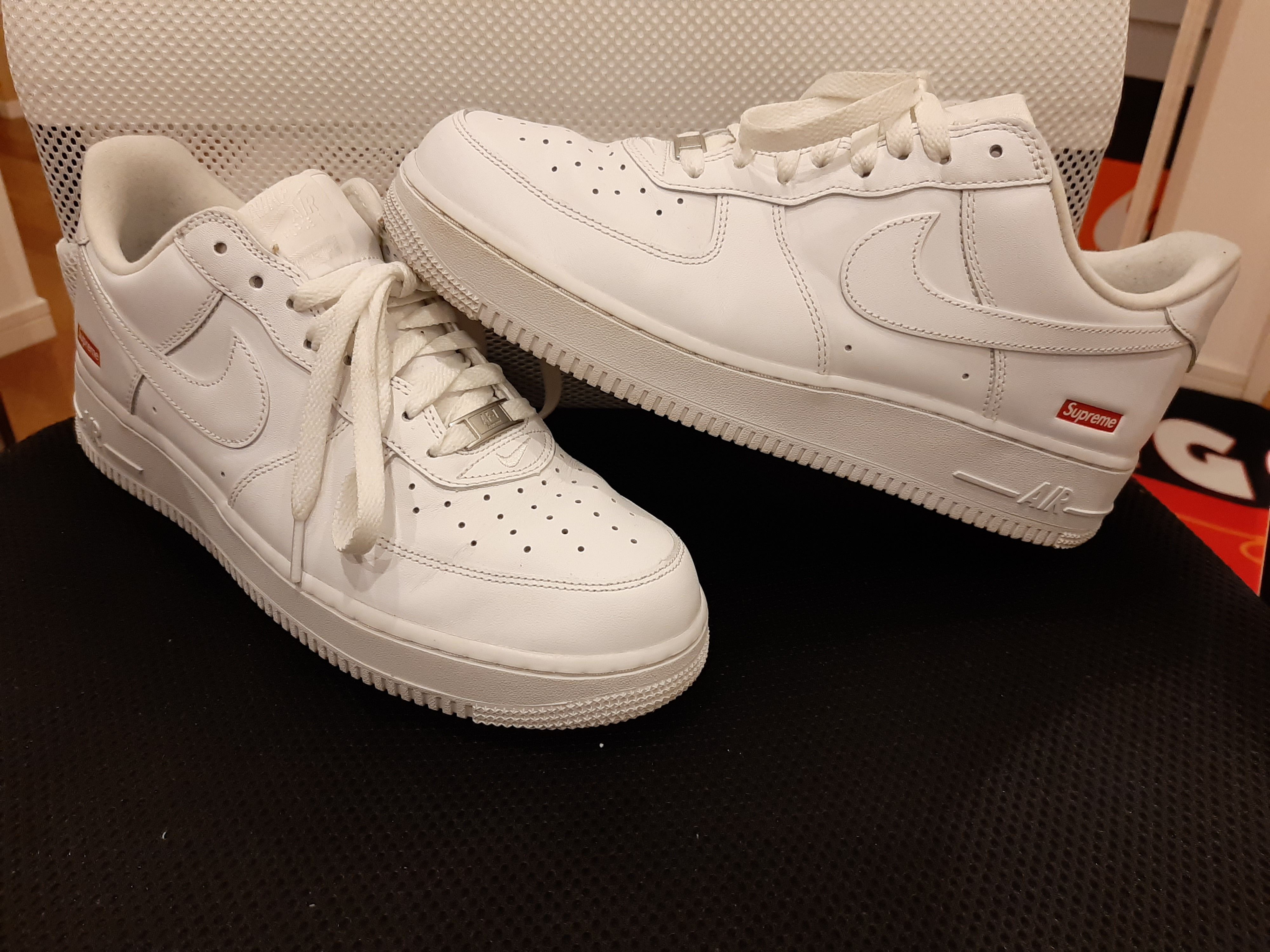 Supreme × Nike Air Force 1 Low "White"