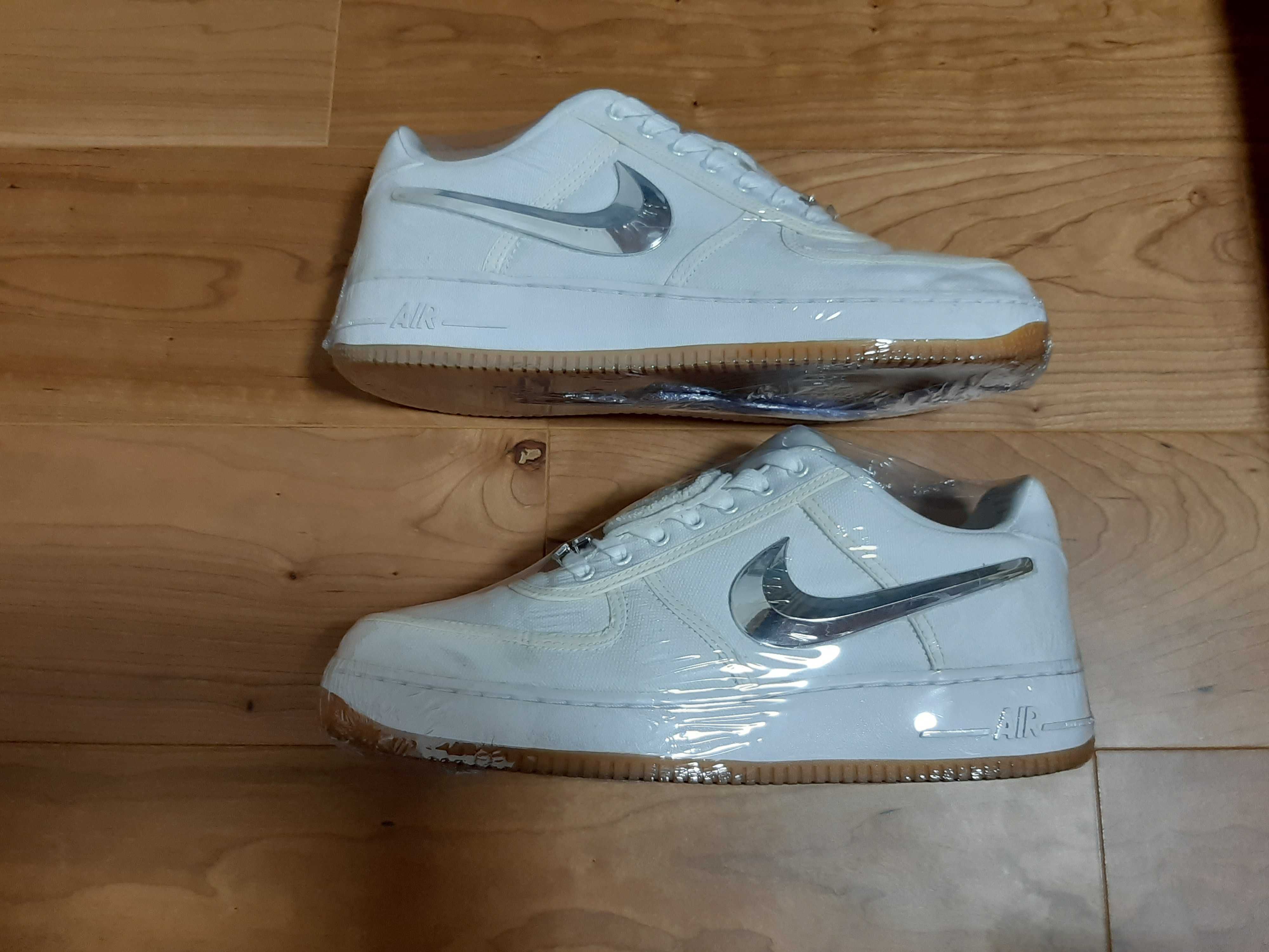 Travis Scott × Nike Air Force 1 Low  (AF100)