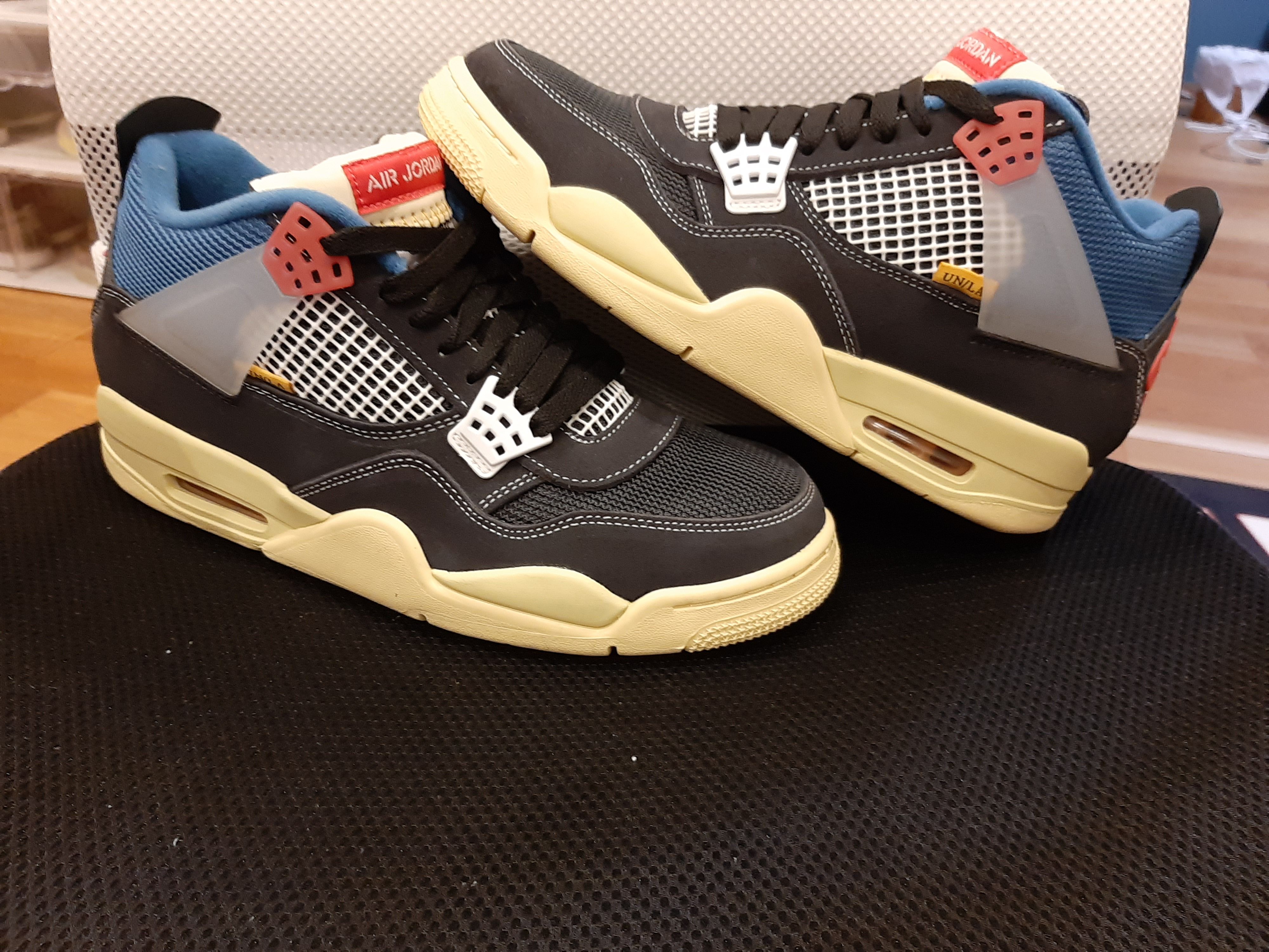 UNION × NIKE AIR JORDAN 4 "OFF NOIR"