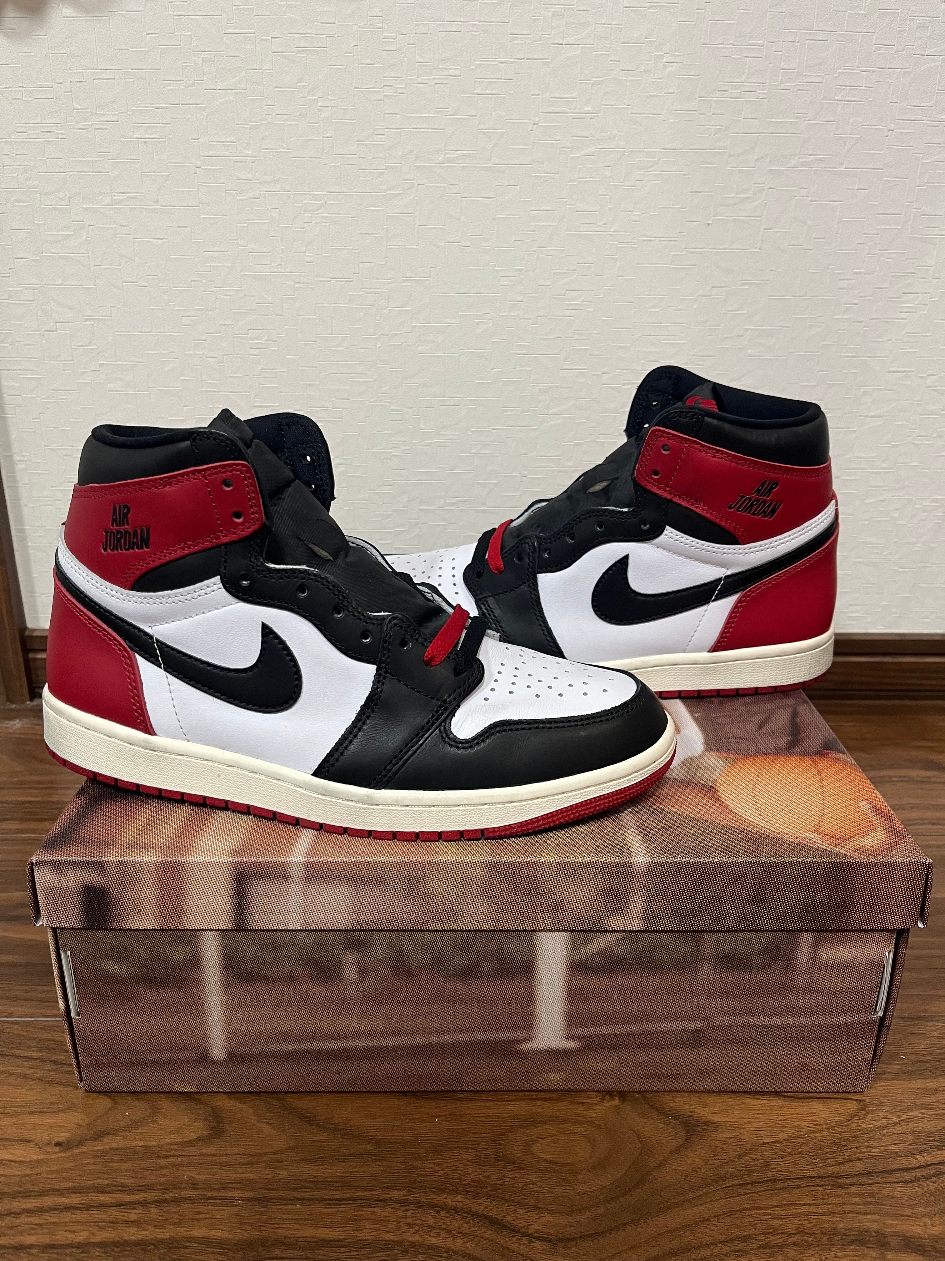 Nike Air Jordan 1 Retro High OG "Black Toe Reimagined"