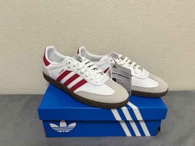 Liverpool FC × adidas Samba "Cloud White/Strawberry Red/Gum"