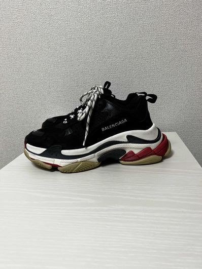 BALENCIAGA Triple S "Black/Red"
