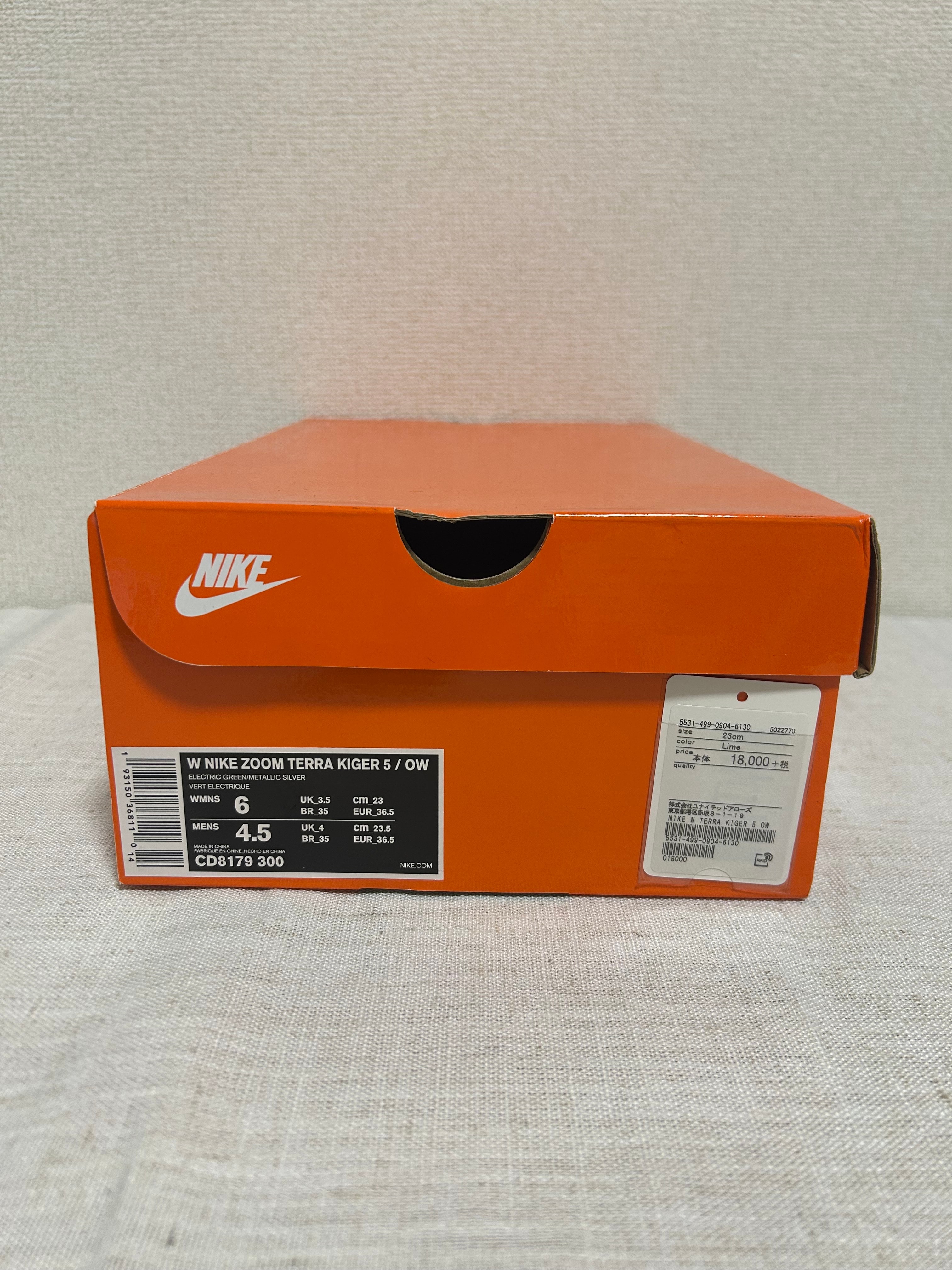 オフ ホワイト × ナイキ ウィメンズ テラ カイガー5  "グリーン"