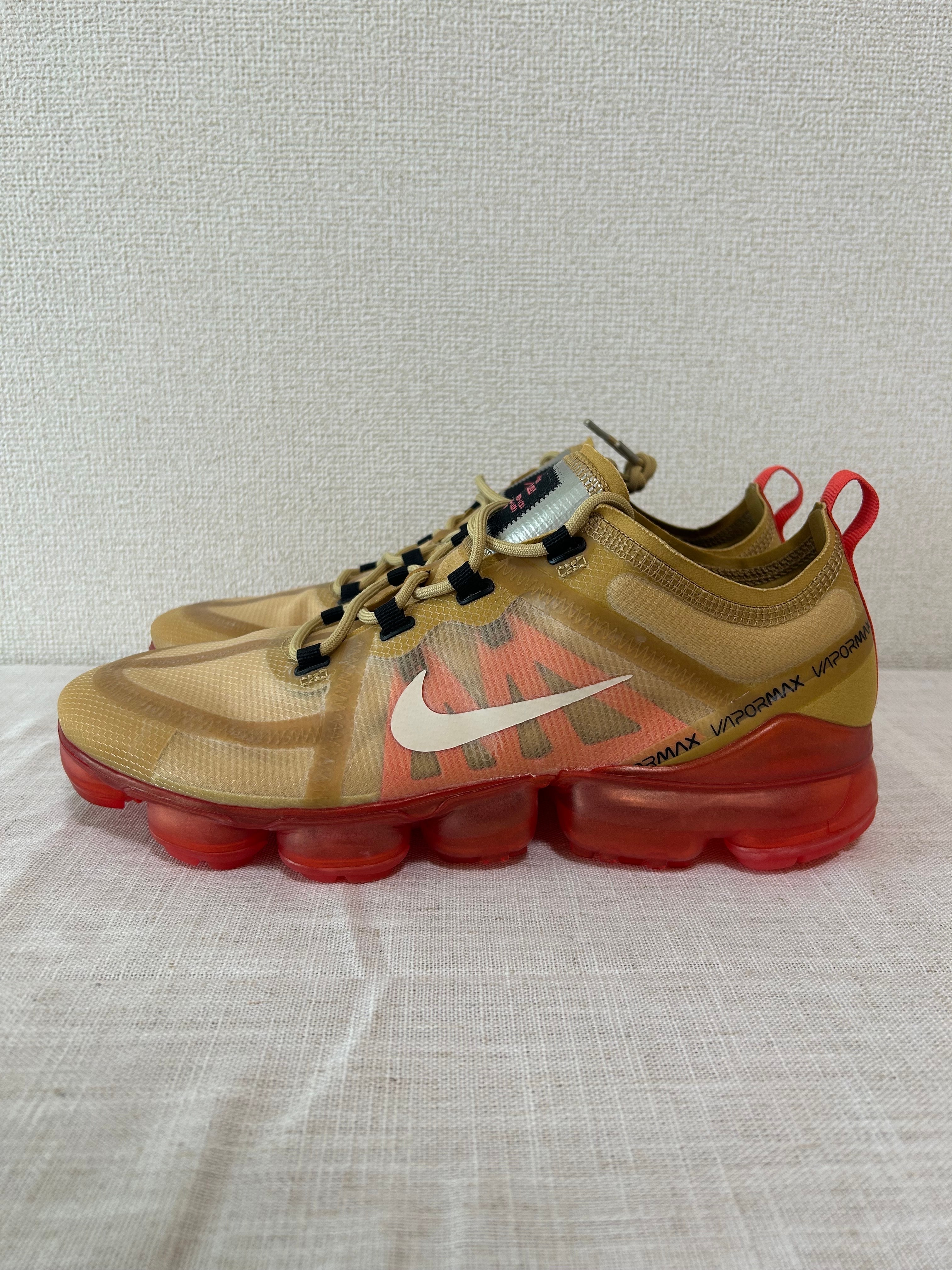 ナイキ エアヴェイパーマックス 2019 "クリムゾンゴールド"