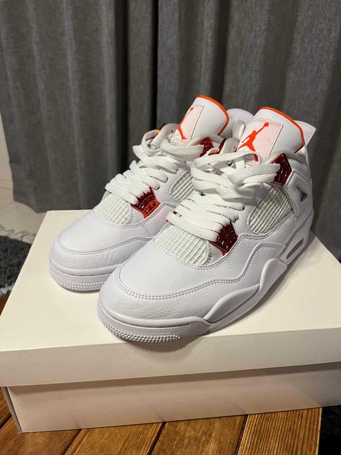 Nike Air Jordan 4 Retro "White/Team Orange"