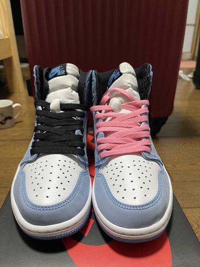 Nike Air Jordan 1 High OG "University Blue"