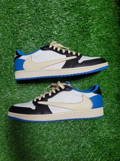 Travis Scott × fragment design × Nike Air Jordan 1 Low OG SP "Military Blue"