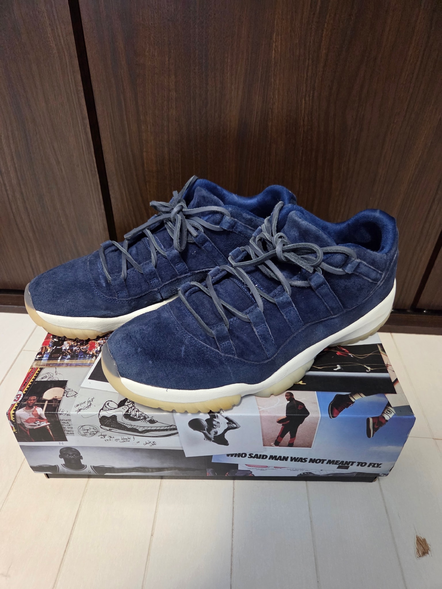 Nike Air Jordan 11 Retro Low "Derek Jeter/RE2PECT"