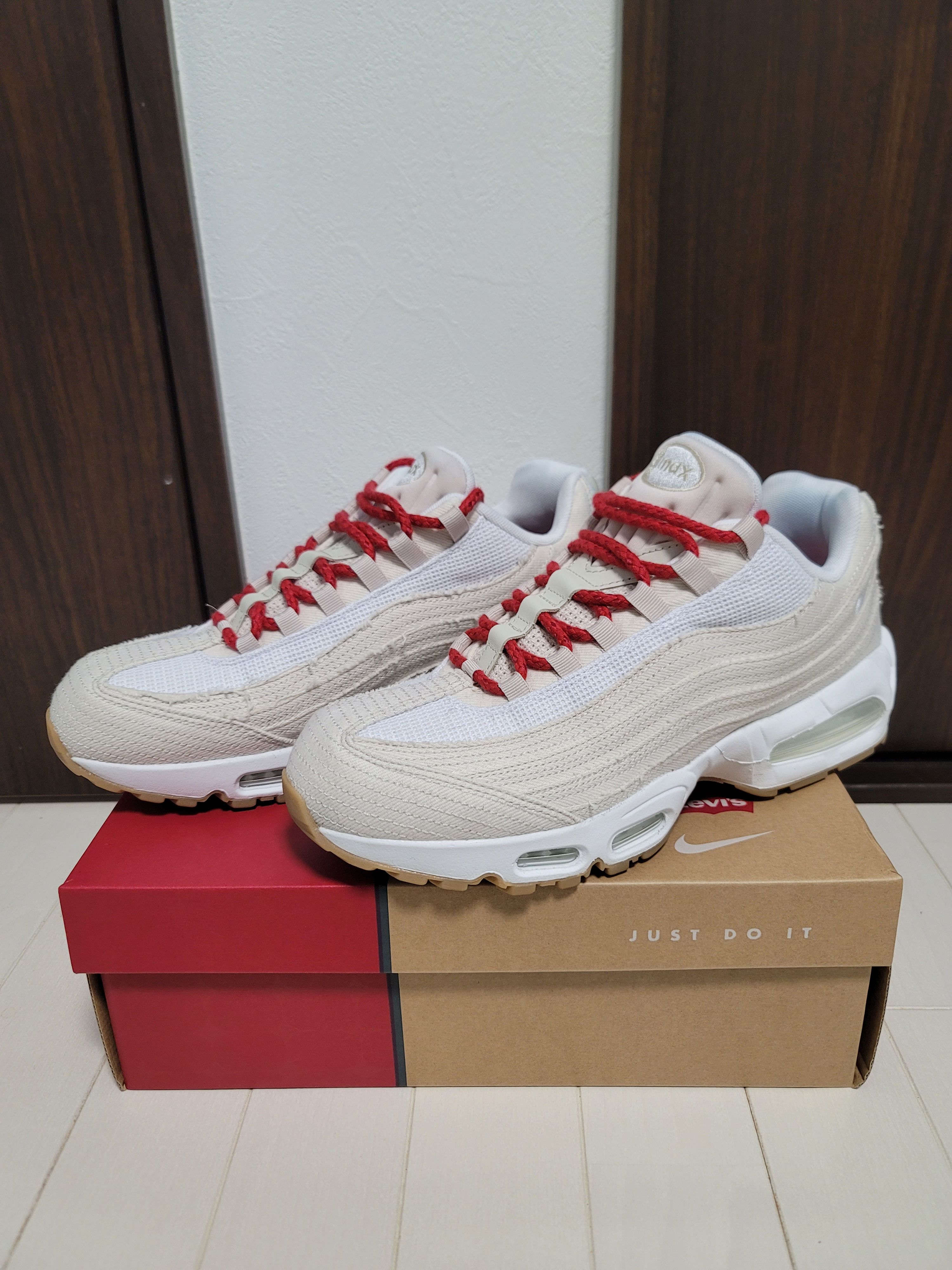 Levi's × Nike Air Max 95 OG "Denim White"