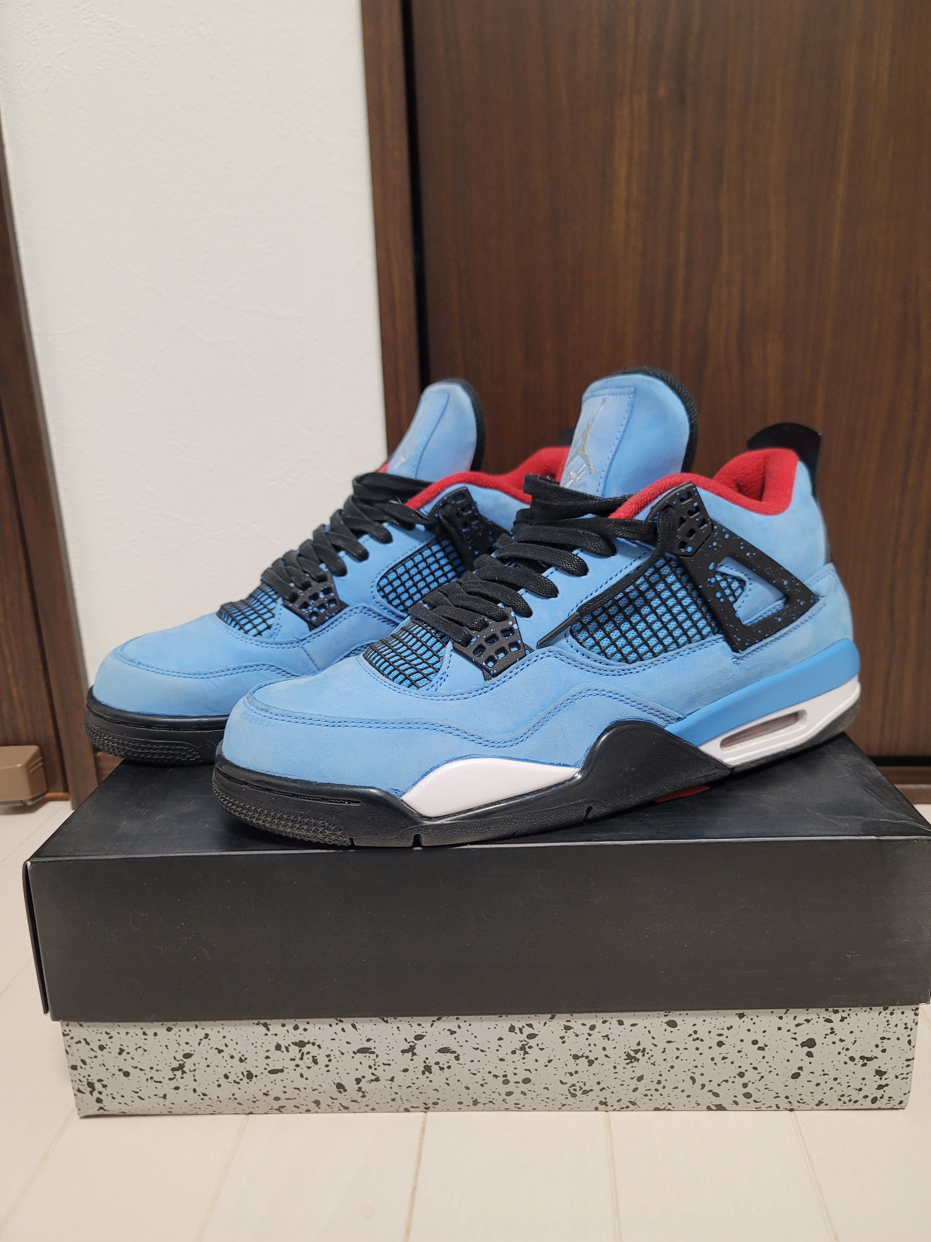 Travis Scott × Nike Air Jordan 4 Retro Cactus Jack "University Blue"