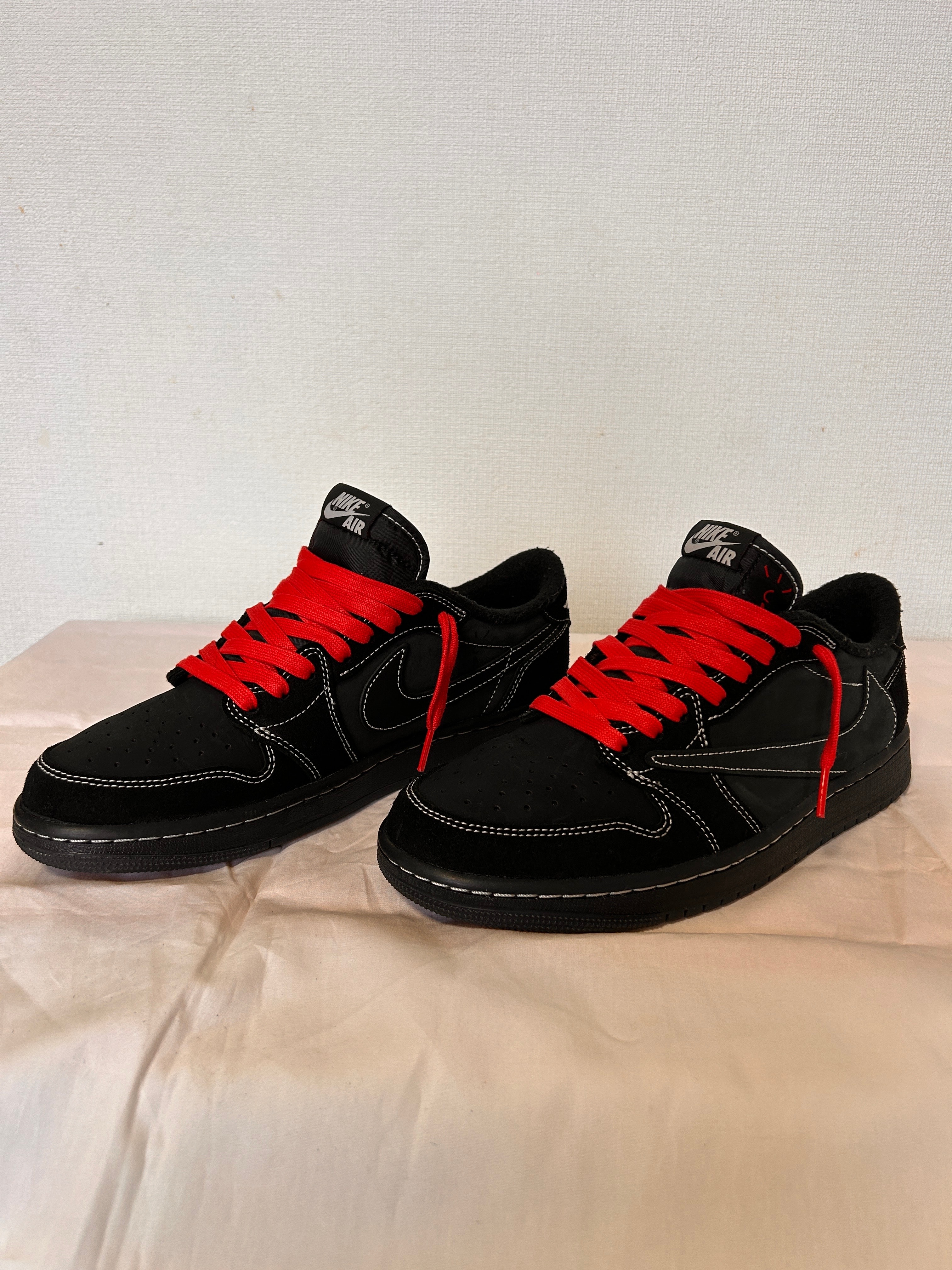 Travis Scott × Nike Air Jordan 1 Low OG SP "Black Phantom"