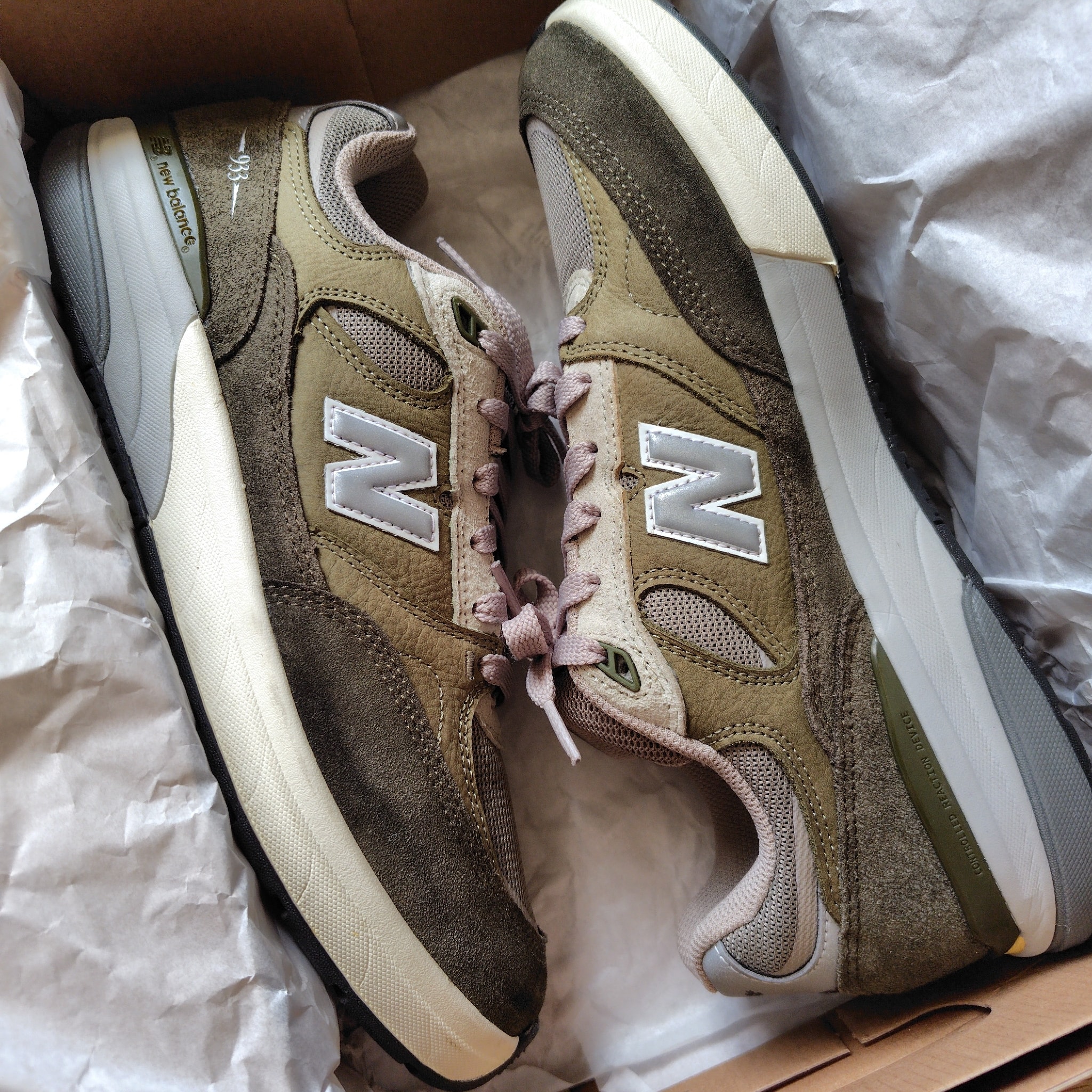 New Balance Numeric Andrew Reynolds 933 "Olive/Olive"