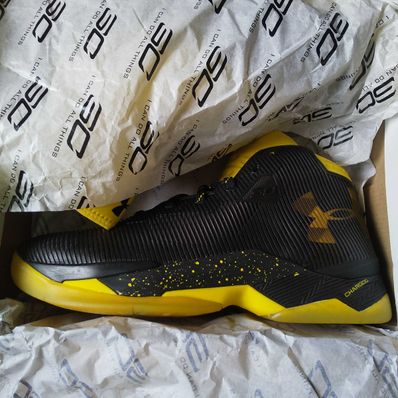 Under Armour Curry 2.5 "Black Taxi"