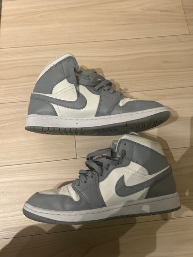 Nike Women's Air Jordan 1 Mid "Grey/Sail"