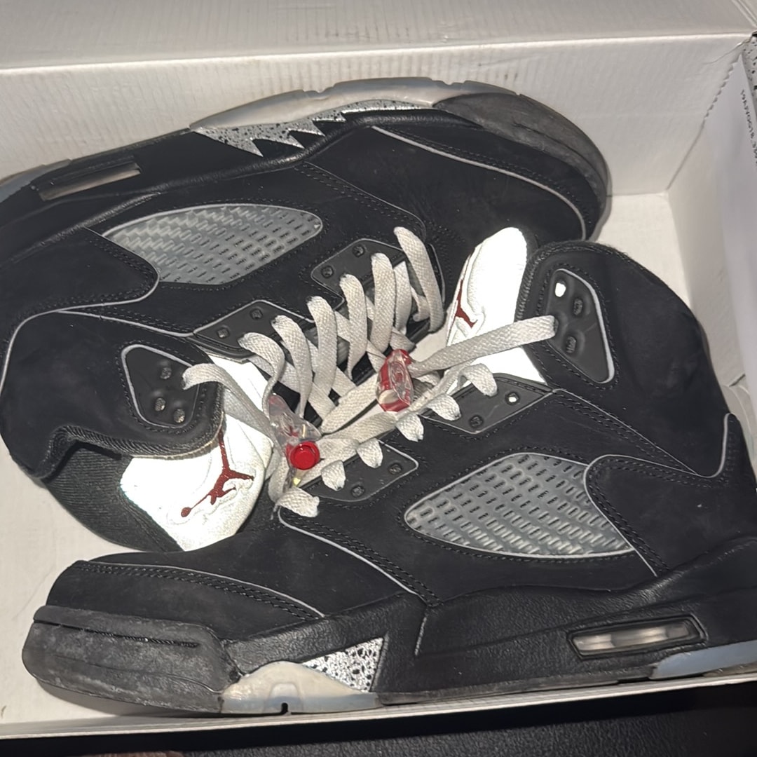 Nike Air Jordan 5 Retro OG "Black Metallic Reimagined"