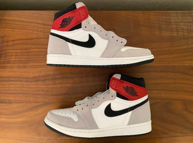 Nike Air Jordan 1 High OG "White/Black/Light Smoke Grey"