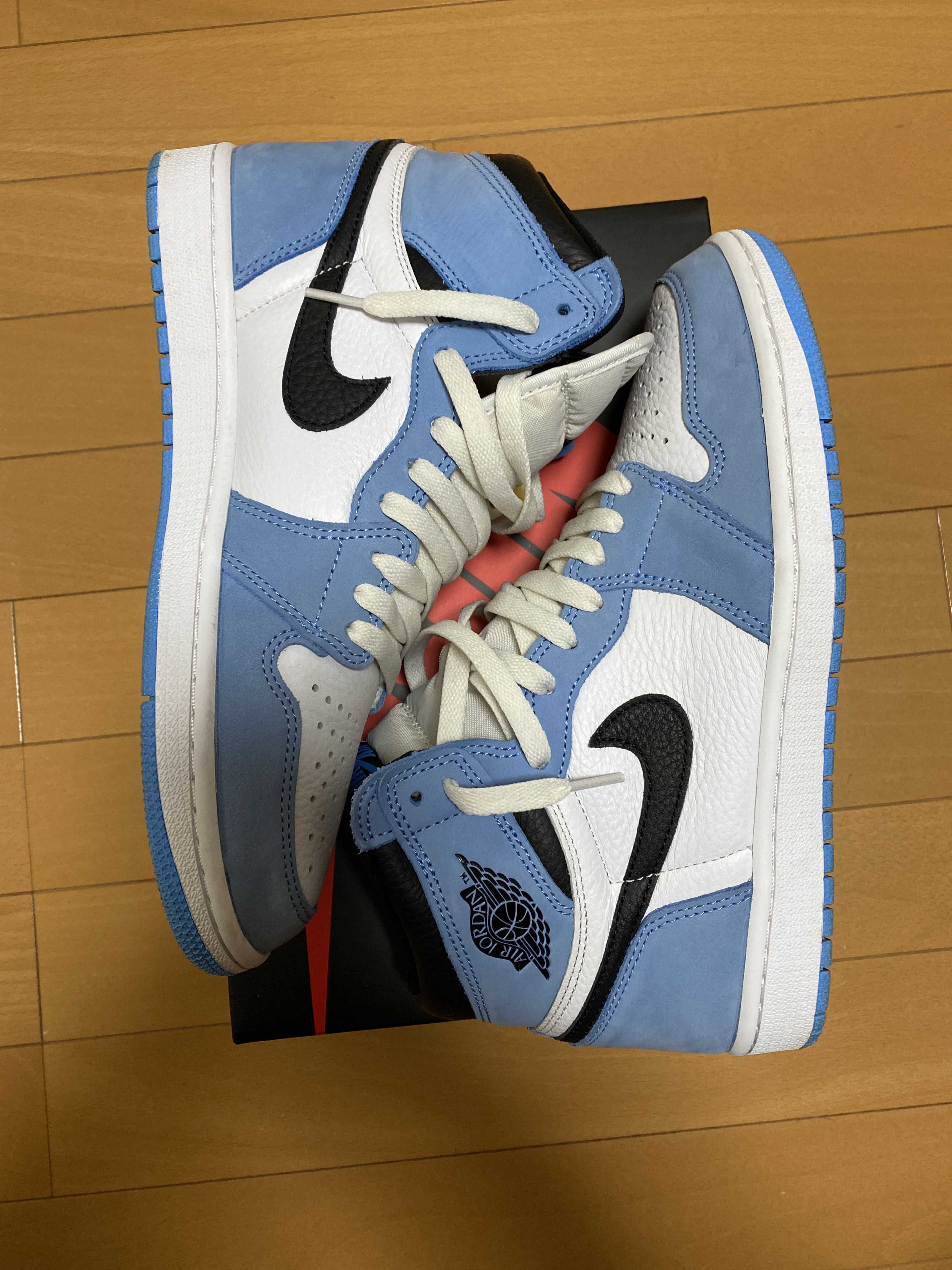 Nike Air Jordan 1 High OG "University Blue"