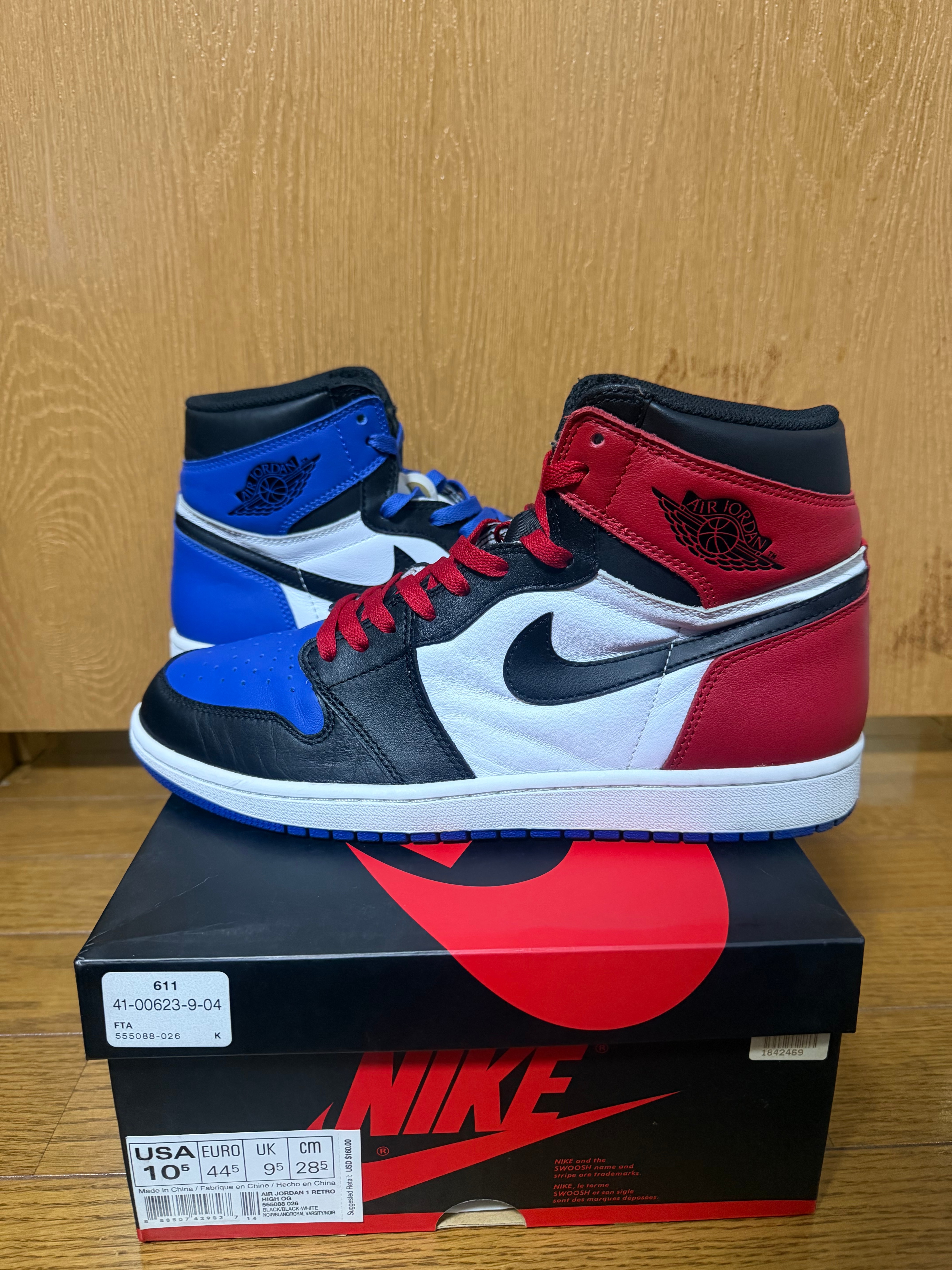 Nike Air Jordan 1 Retro High "Top 3"