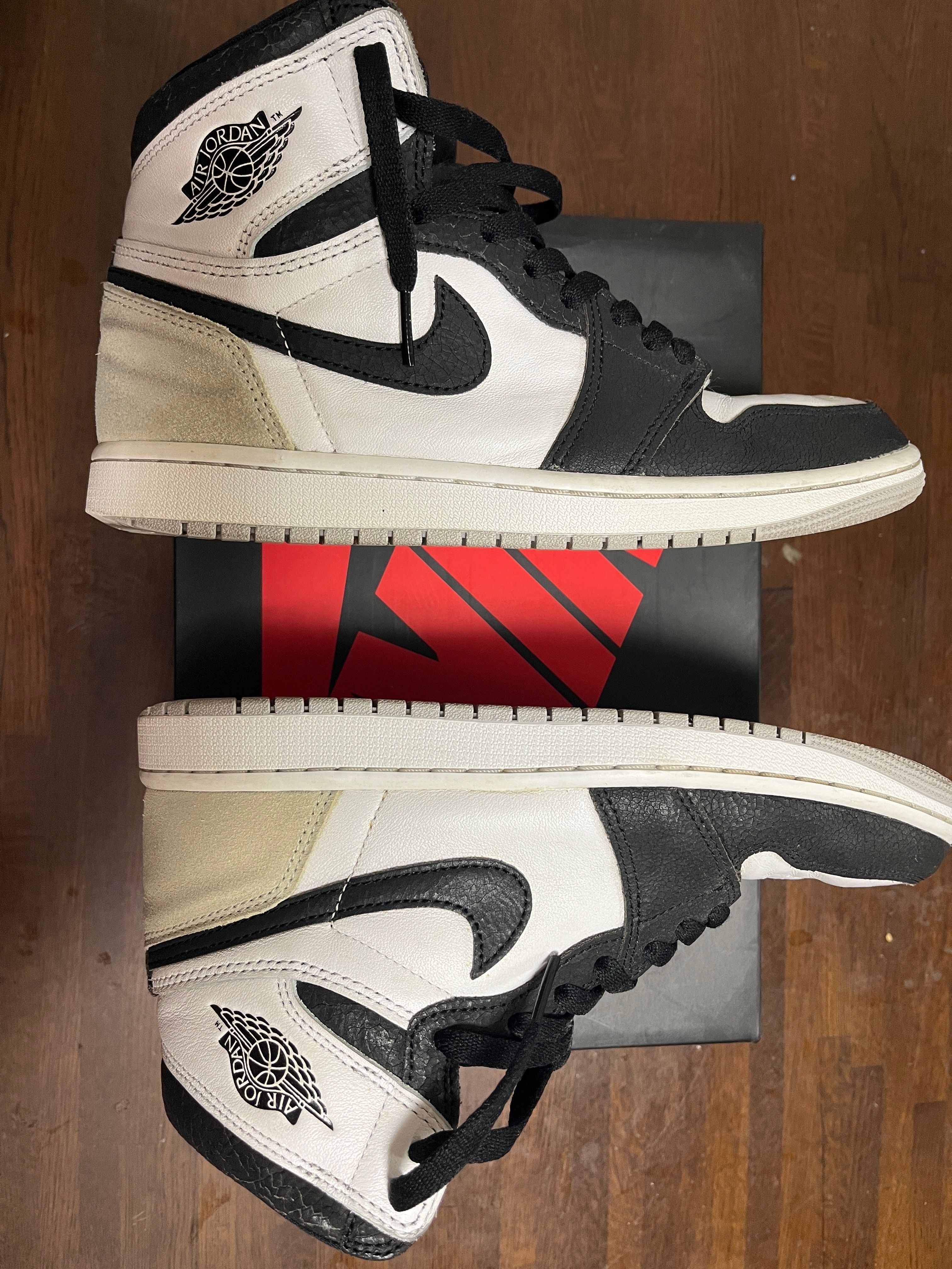 Nike Air Jordan 1 High OG "Bleached Coral"