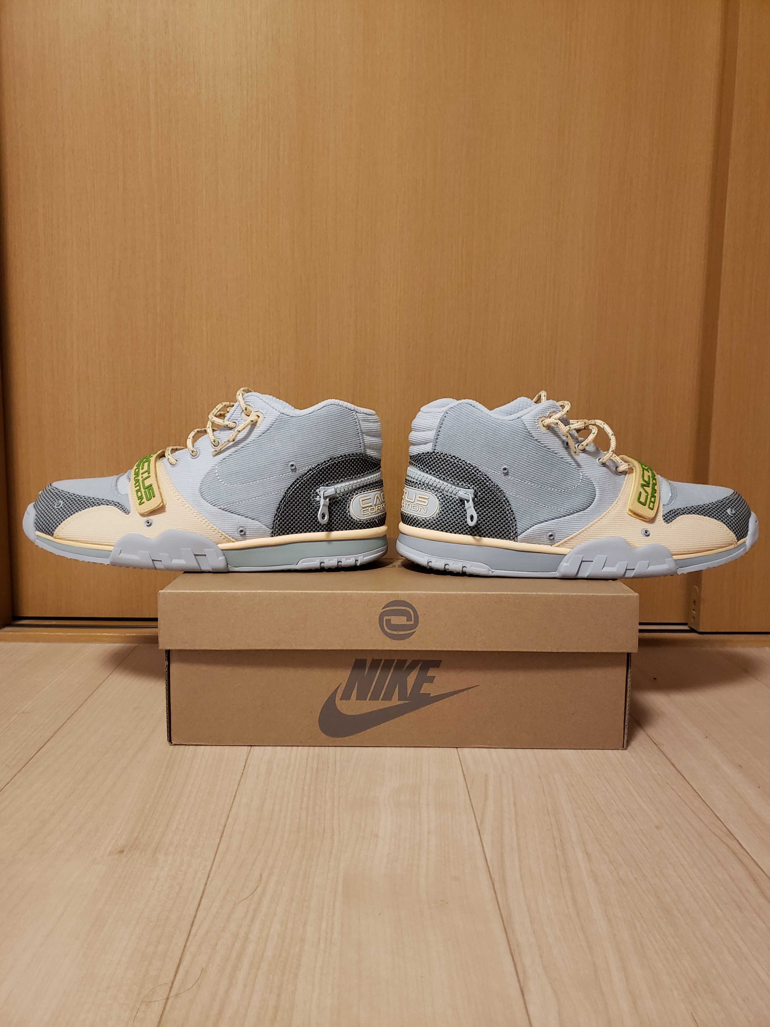 Travis Scott × Nike Air Trainer 1 SP "Grey Haze and Dusty Sage"