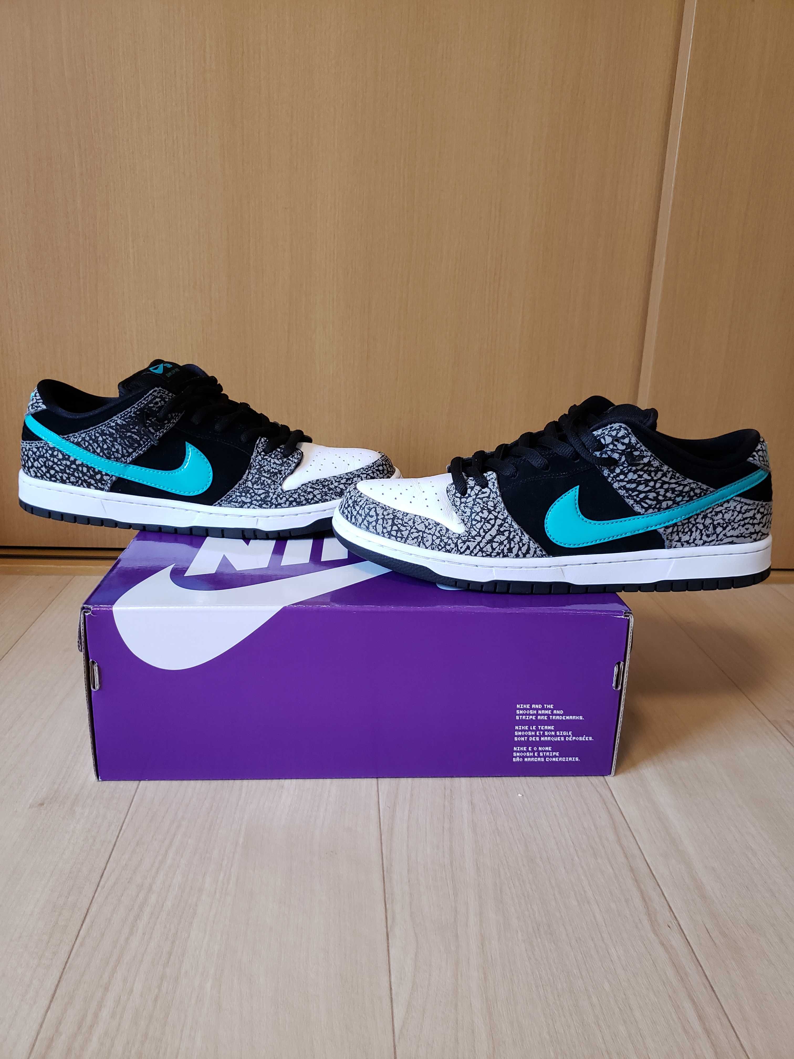 Nike SB Dunk Low "Elephant/Safari"