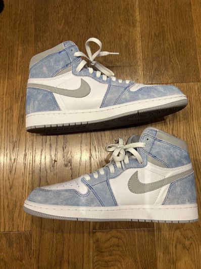 Nike Air Jordan 1 High OG "Hyper Royal"