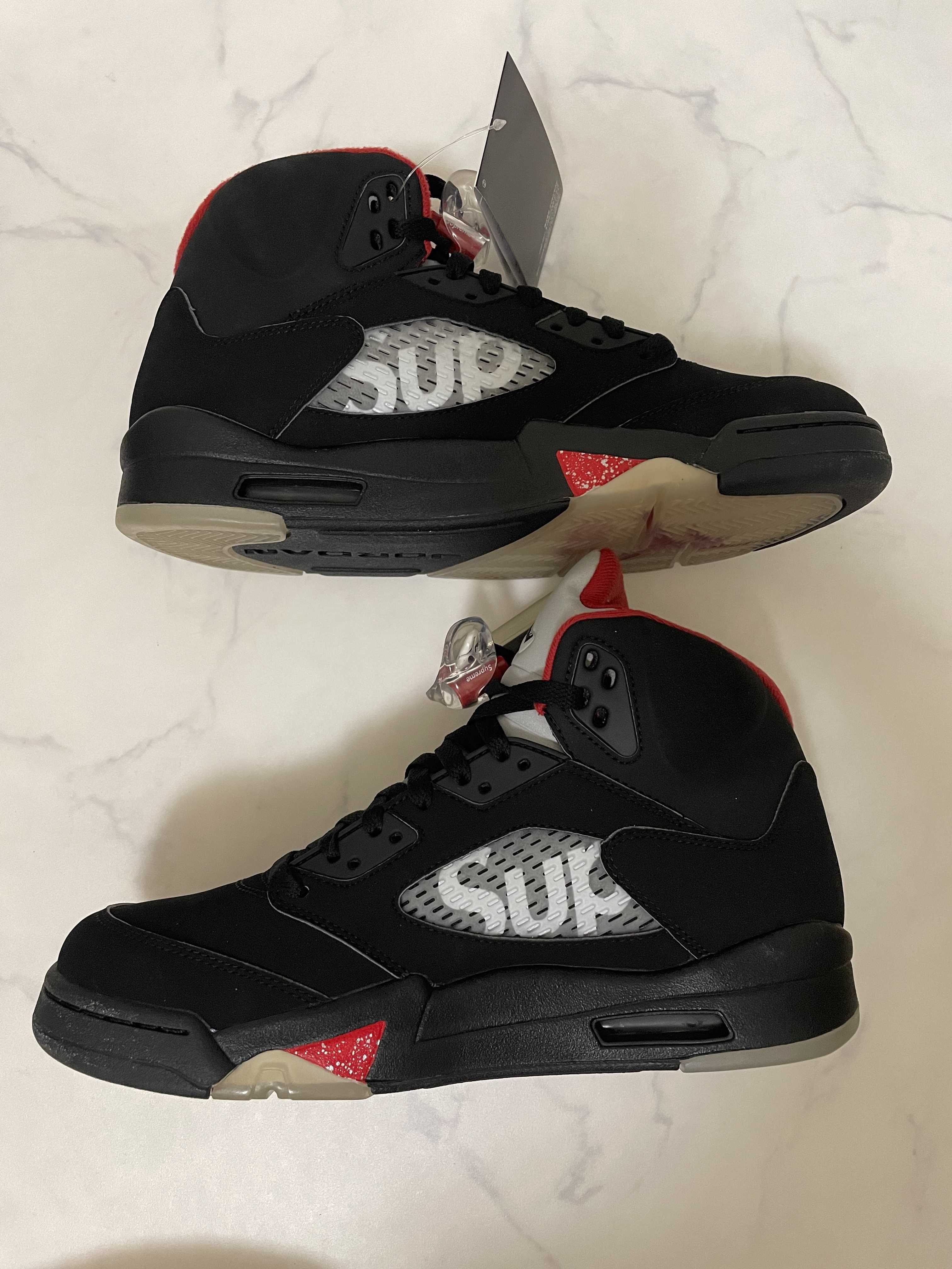Supreme × Nike Air Jordan 5 Retro "Black"