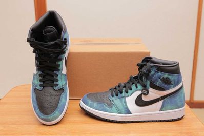 Nike Women's Air Jordan 1 High OG "Tie-Dye"