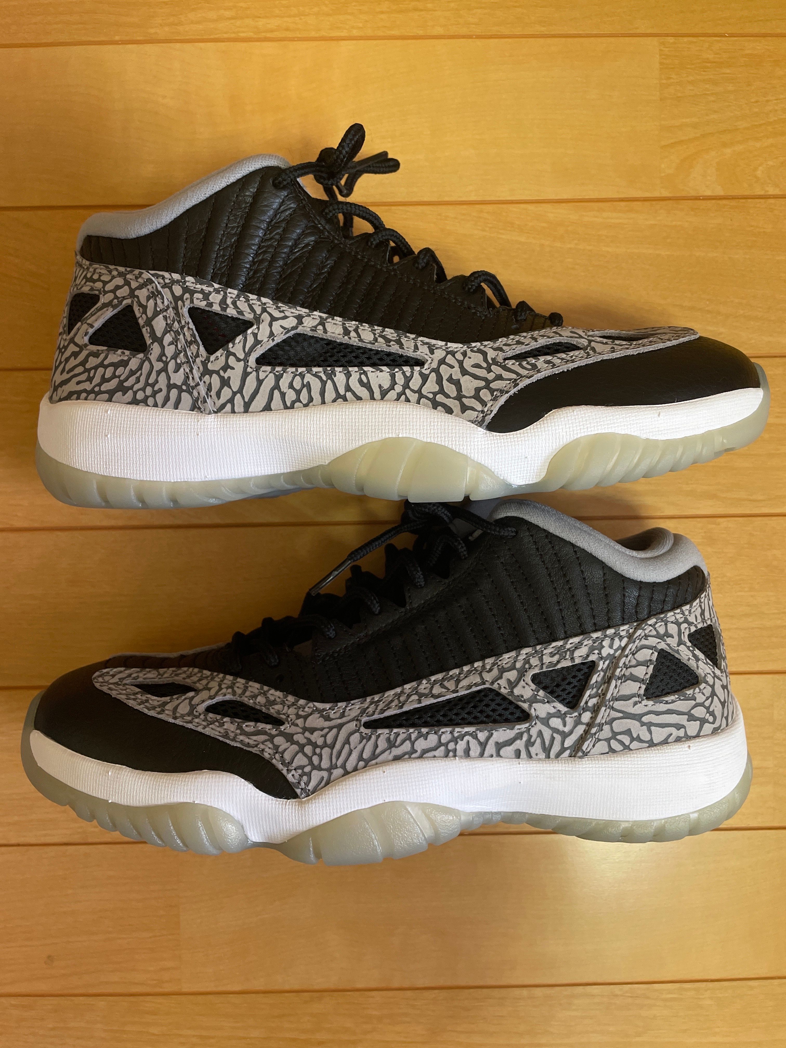 Nike Air Jordan 11 Low IE "Black Cement"