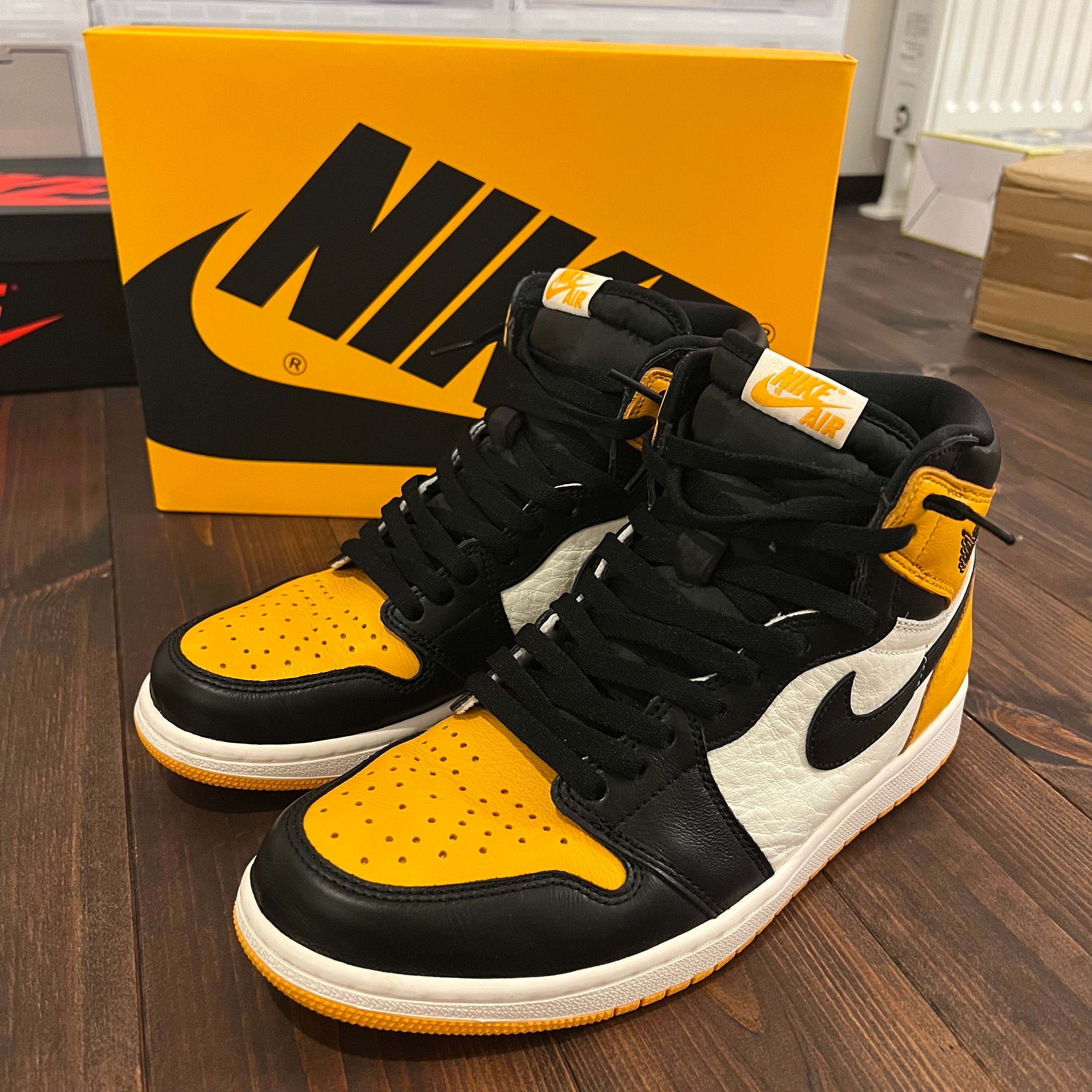 Nike Air Jordan 1 Retro High OG "Taxi"