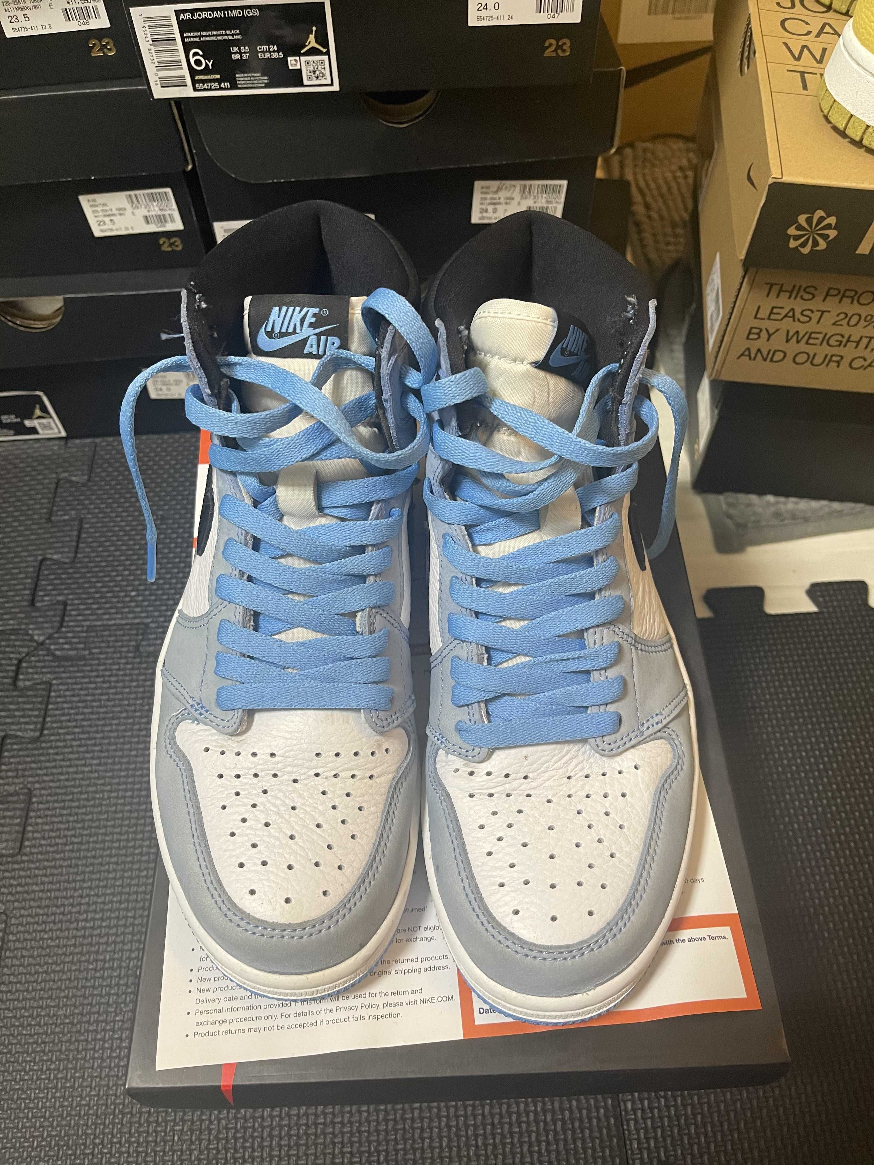 Nike Air Jordan 1 High OG "University Blue"