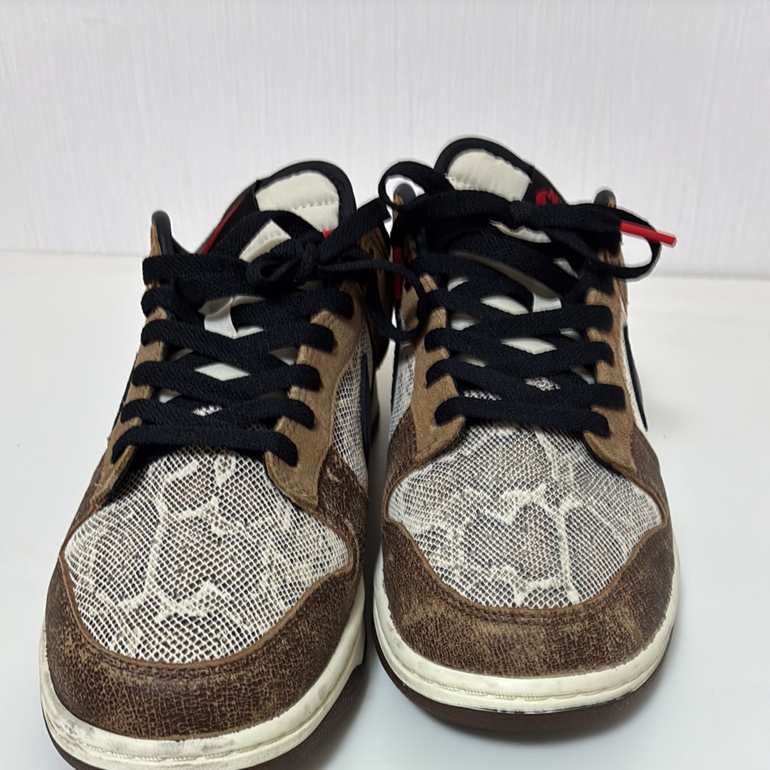 Nike Dunk Low PRM 