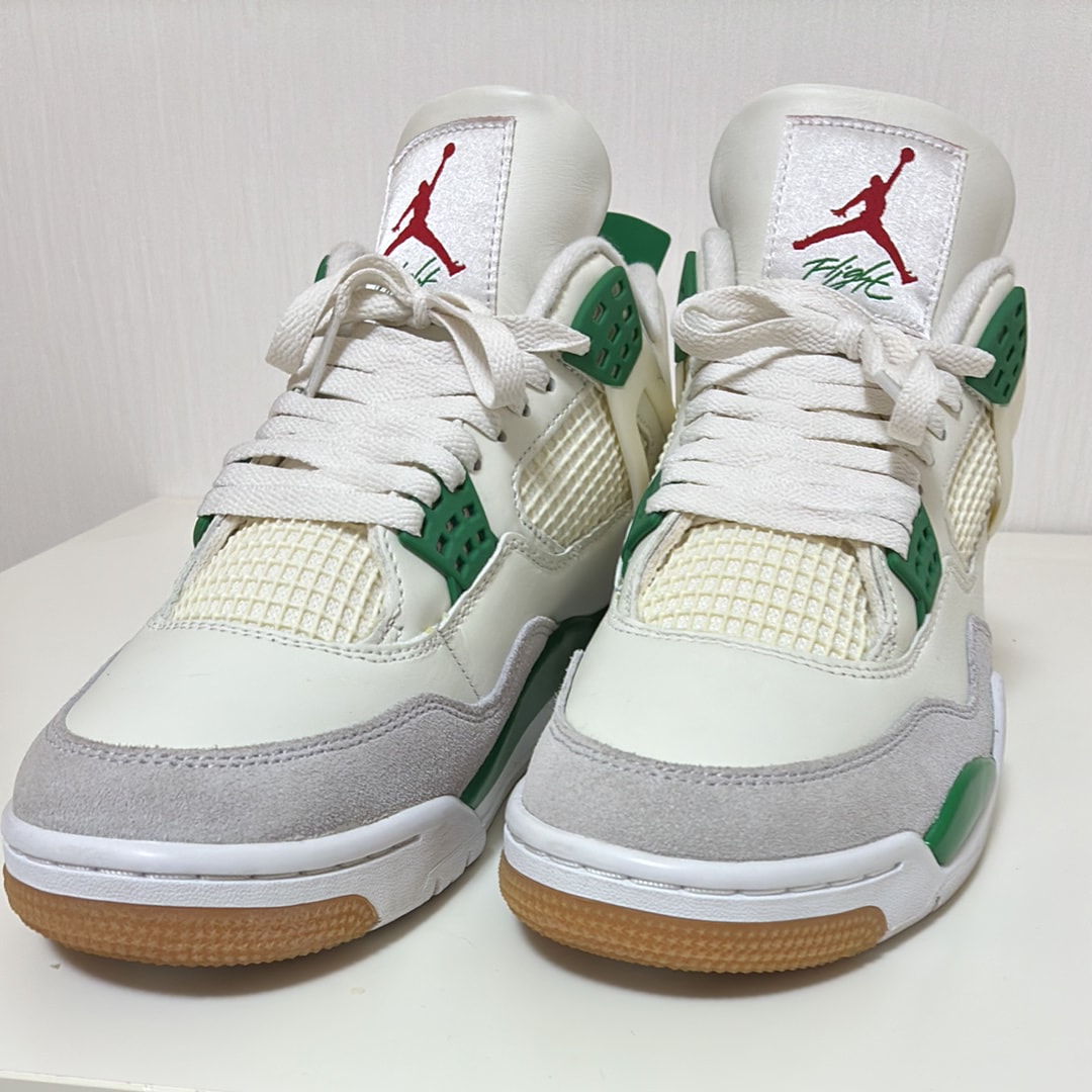 Nike SB × Air Jordan 4 Retro SP "Pine Green"