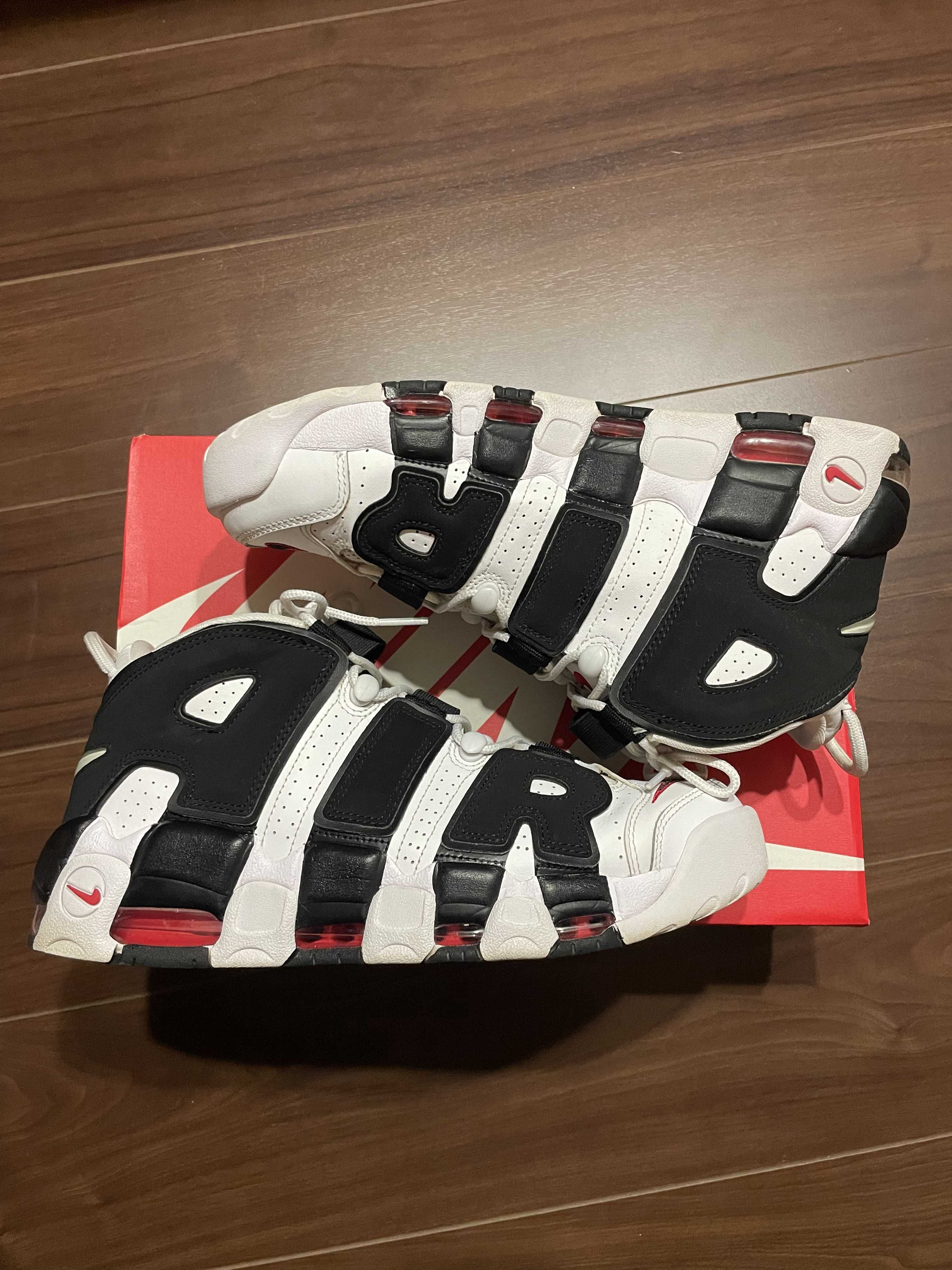 NIKE AIR MORE UPTEMPO "WHITE/BLACK/UNIVERSITY RED"(2020)
