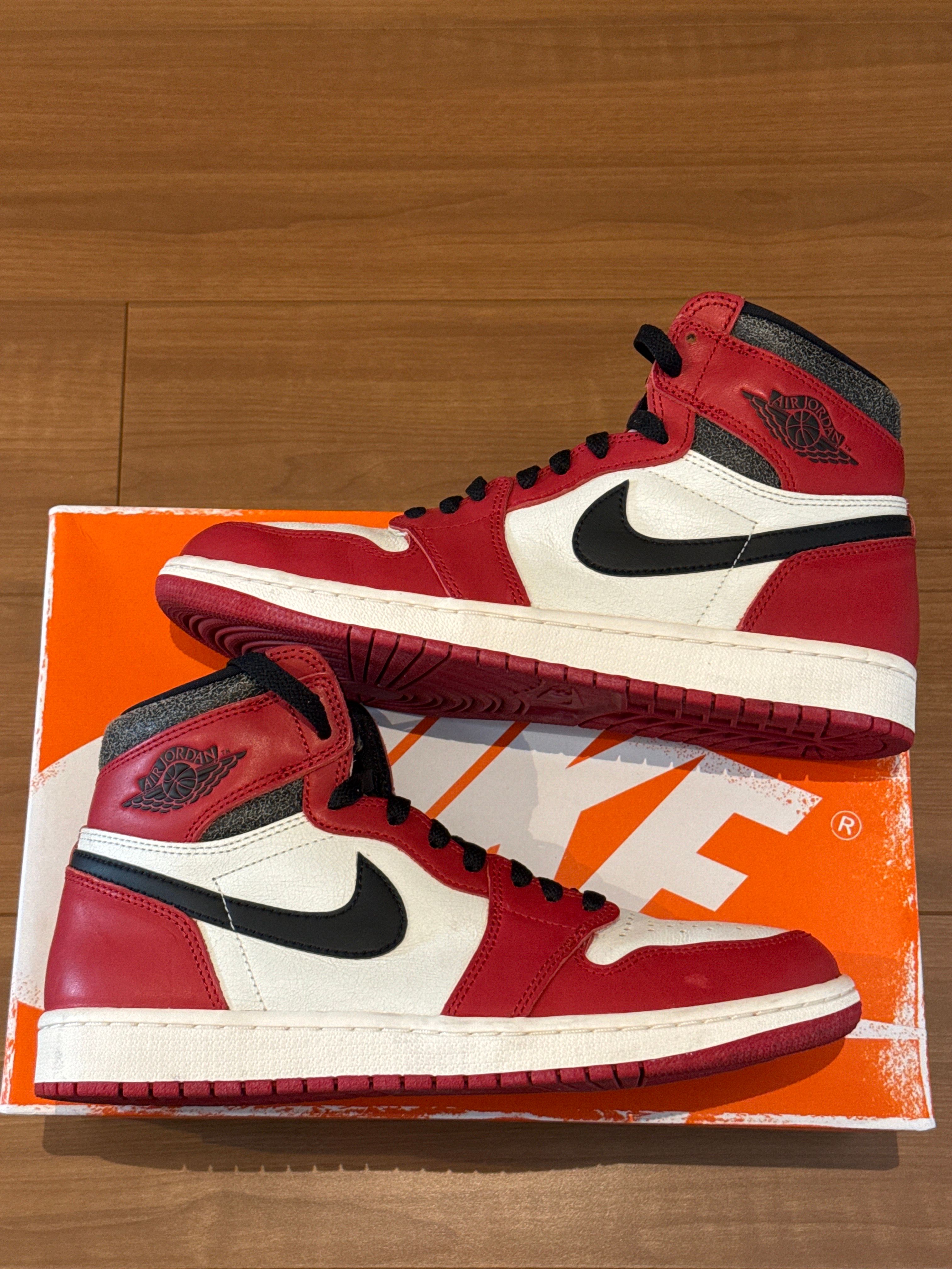Nike Air Jordan 1 High OG "Lost & Found/Chicago"