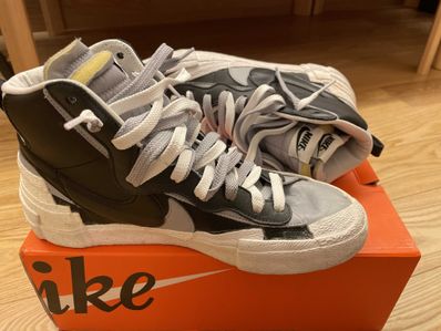 sacai × NIKE BLAZER MID "BLACK/WOLF GREY/WHITE"