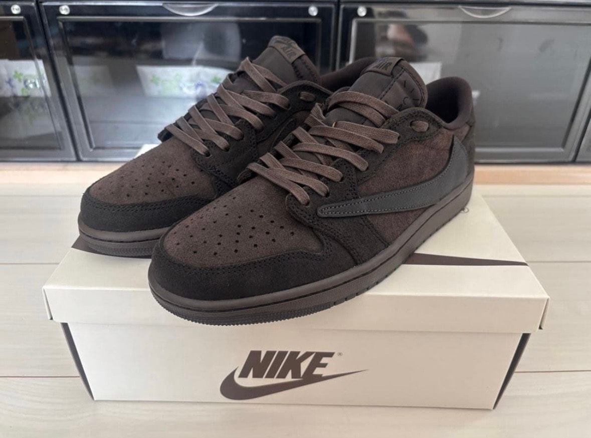 Travis Scott × Nike Air Jordan 1 Low OG SP "Velvet Brown and Dark Mocha"