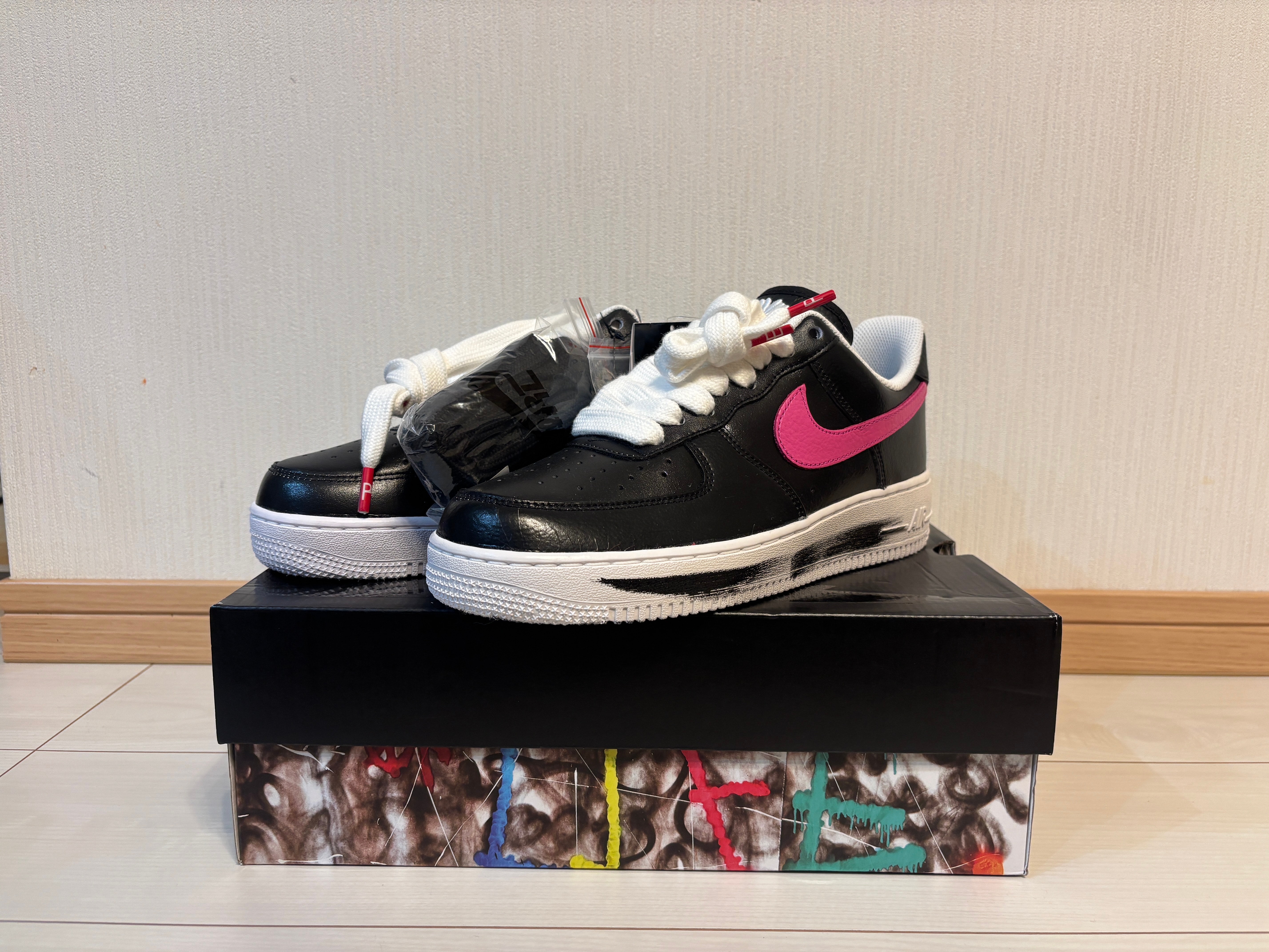 PEACEMINUSONE × Nike Air Force 1 Low '07 Para-Noise 3.0 "Black and Multi-Color" / G-DRAGON