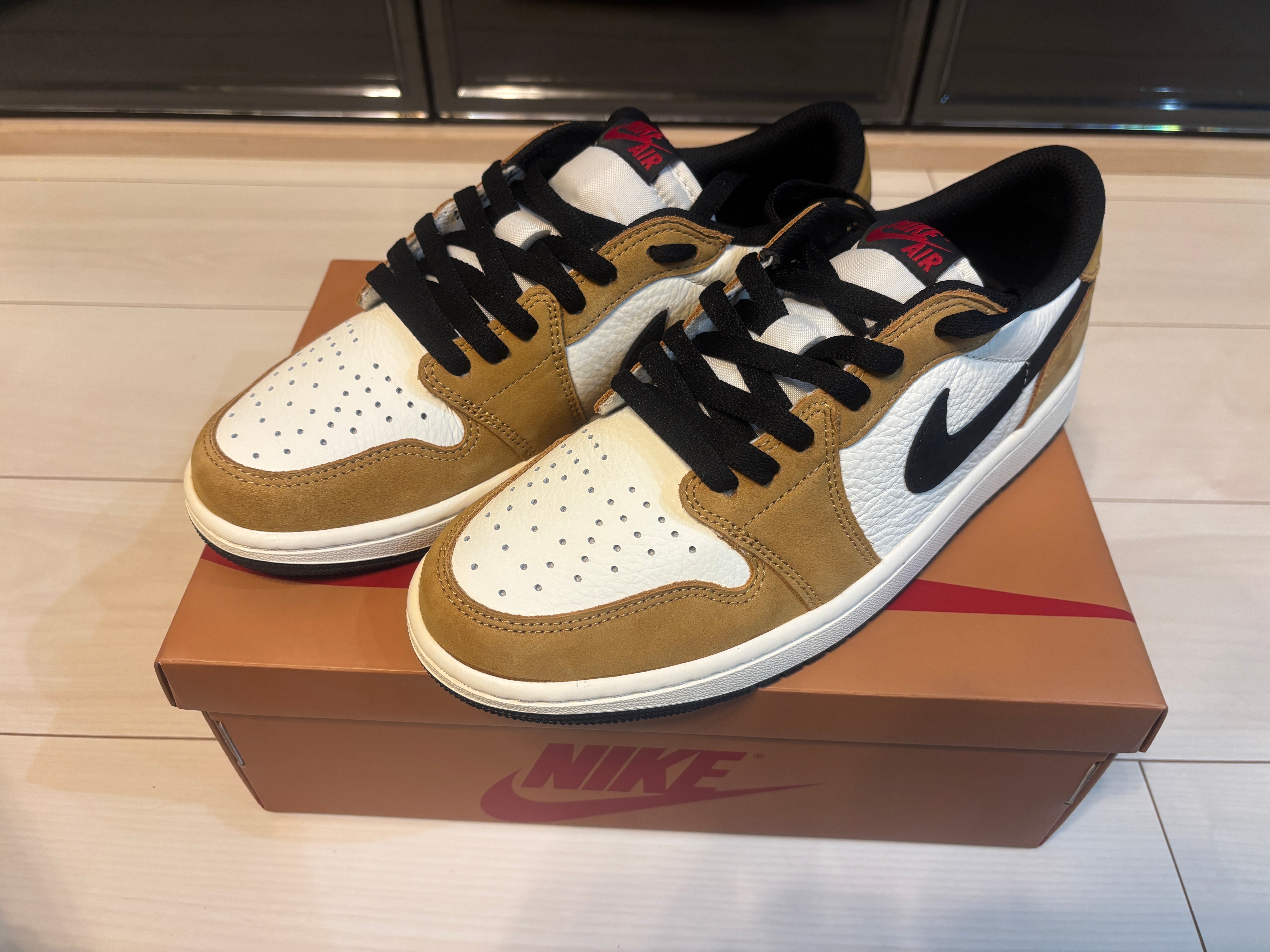 Nike Air Jordan 1 Low OG "Rookie of the Year/Sail and Golden Harvest"