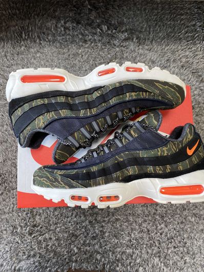 Carharte WIP × Nike Air Max 95 "Black/Sail/Total Orange"