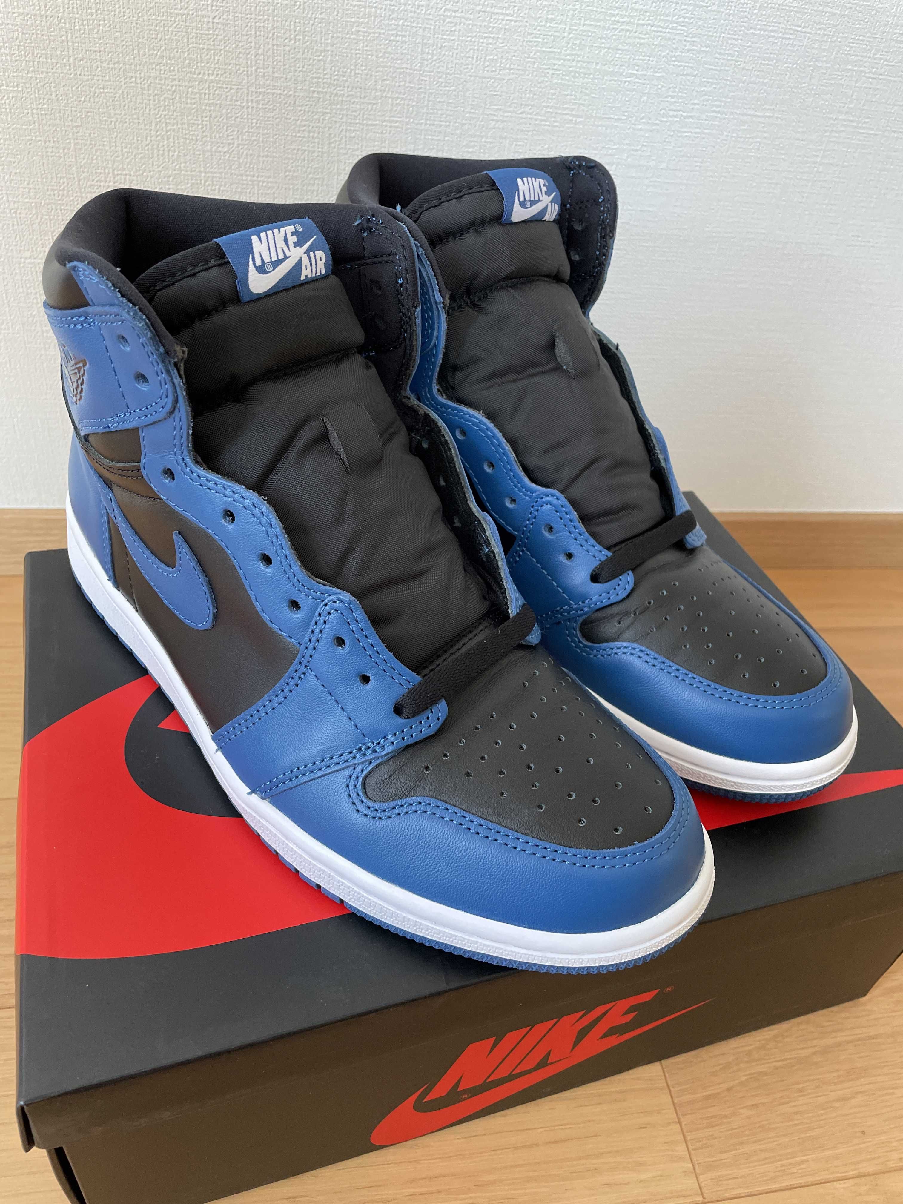 Nike Air Jordan 1 Retro High OG "Dark Marina Blue"