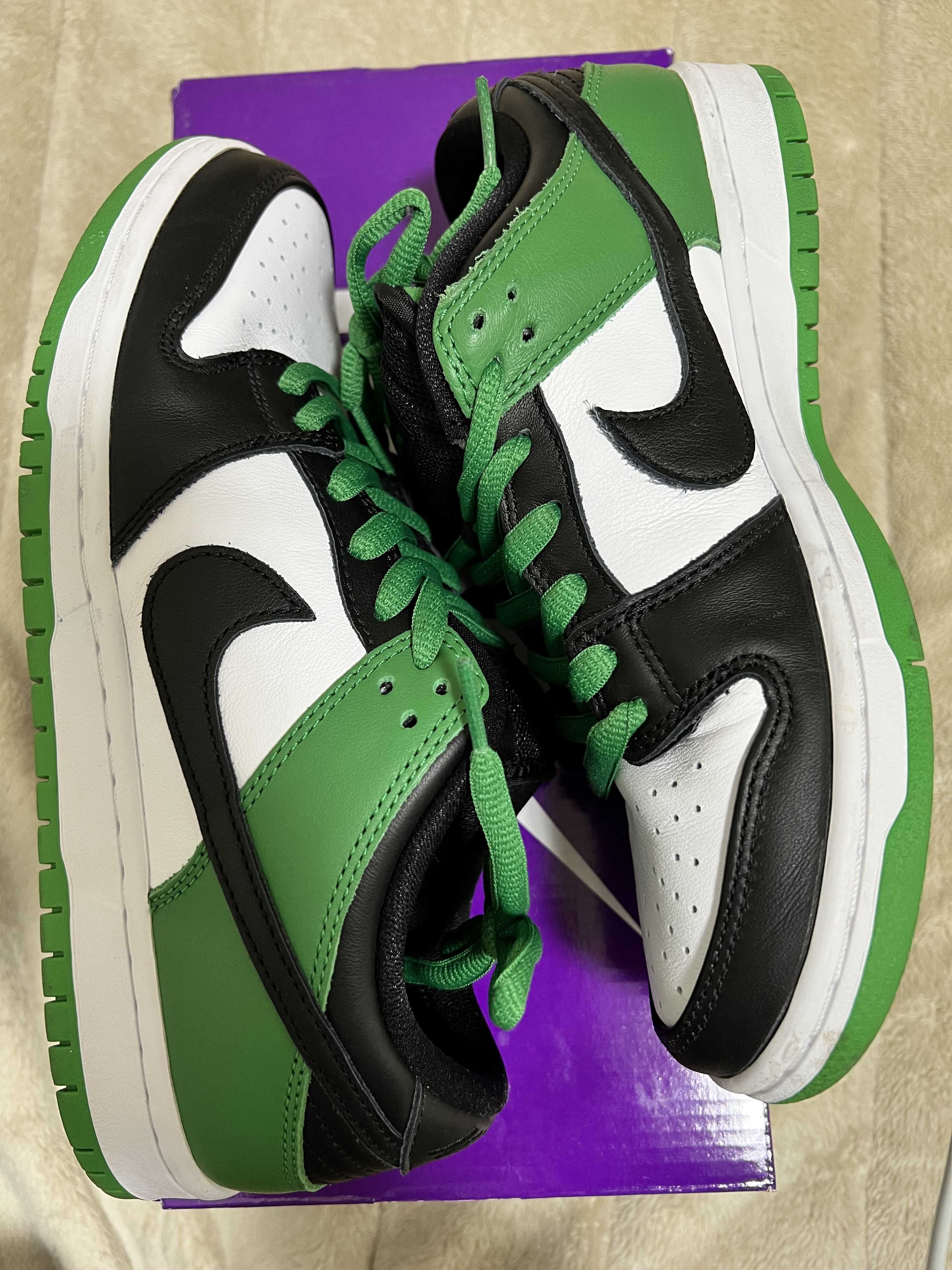 Nike SB Dunk Low Pro "Black and Classic Green"