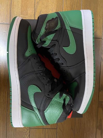 Nike Air Jordan 1 Retro High OG "Black/Pine Green" (2020)