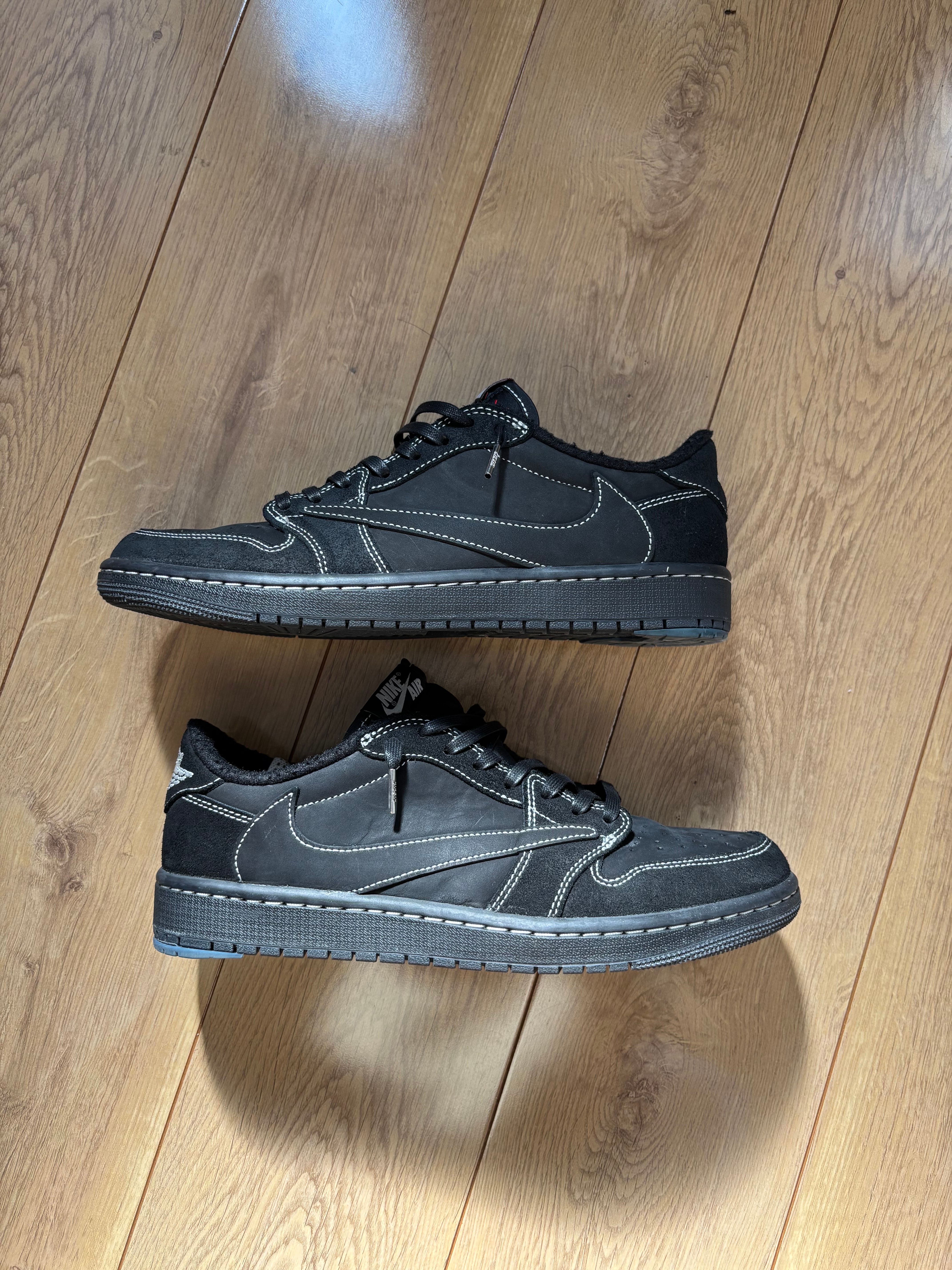 Travis Scott × Nike Air Jordan 1 Low OG SP "Black Phantom"