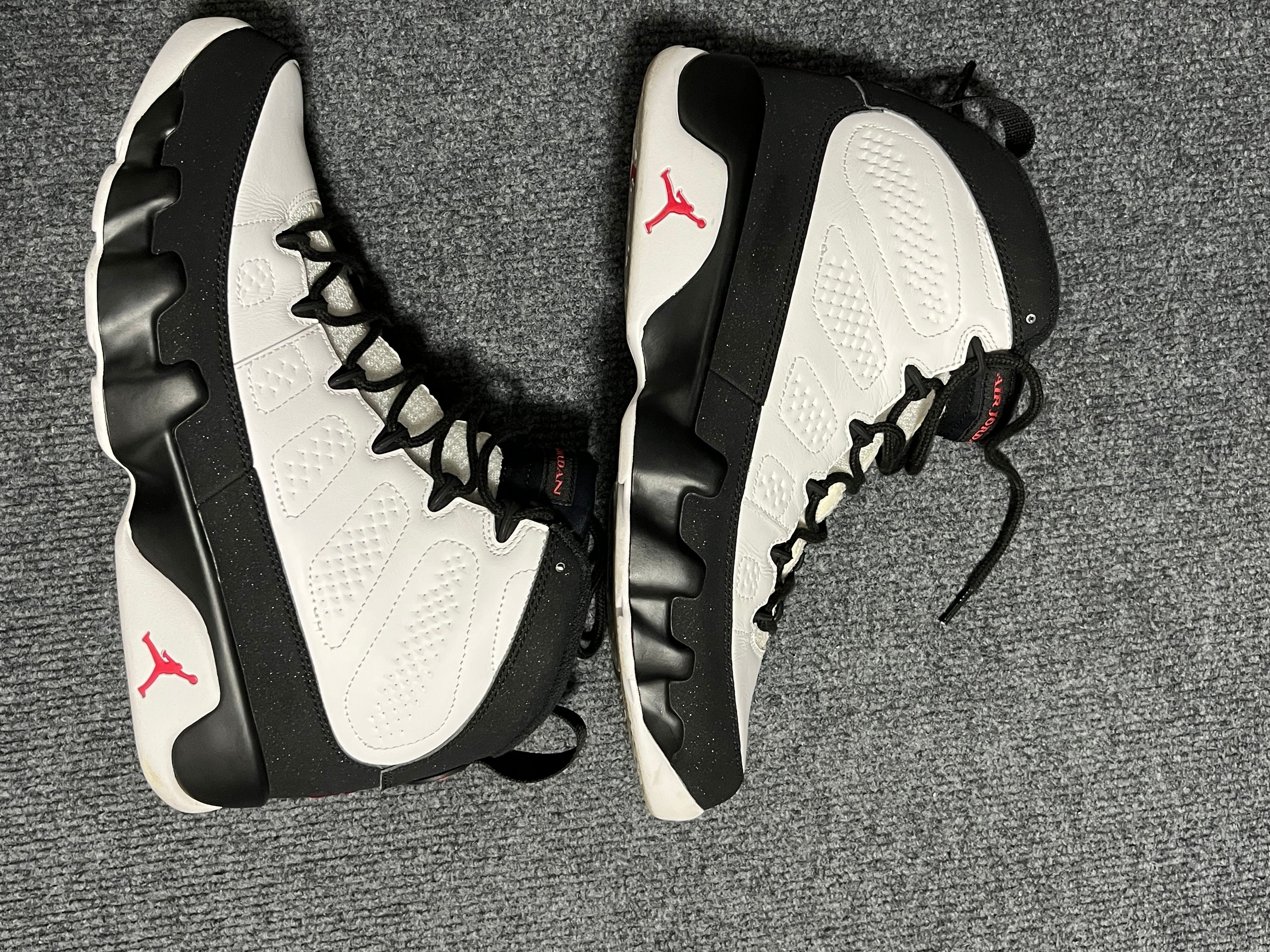 Nike Air Jordan 9 Retro "Space Jam" (2016)