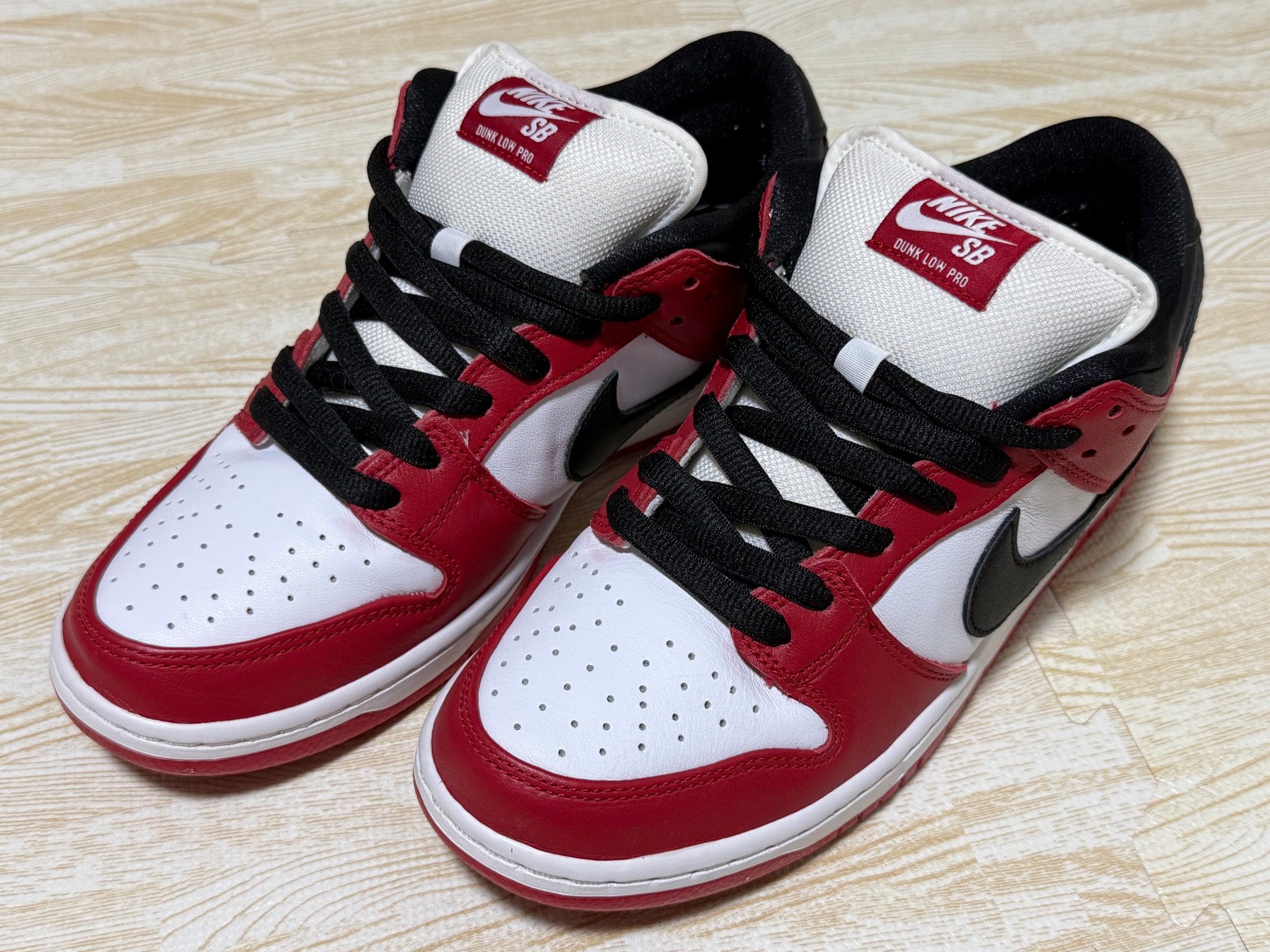 Nike SB Dunk Low Pro "J-Pack Chicago/Varsity Red and White"
