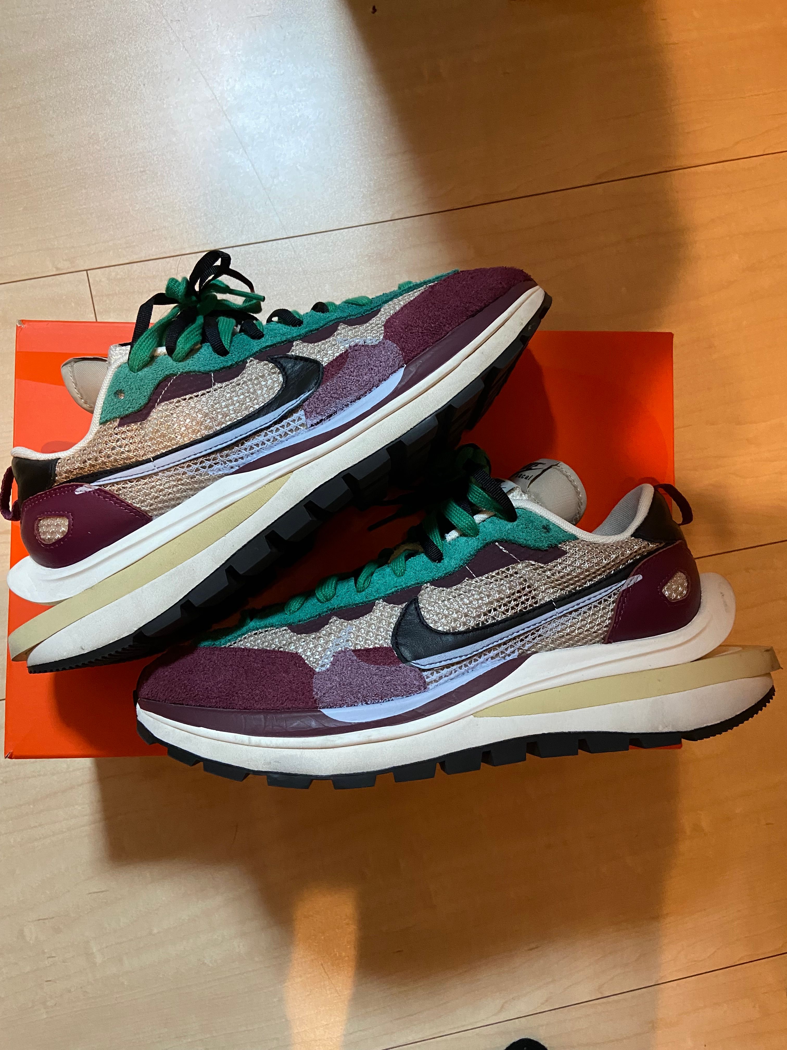 sacai × Nike Vapor Waffle "String/Red/Green"